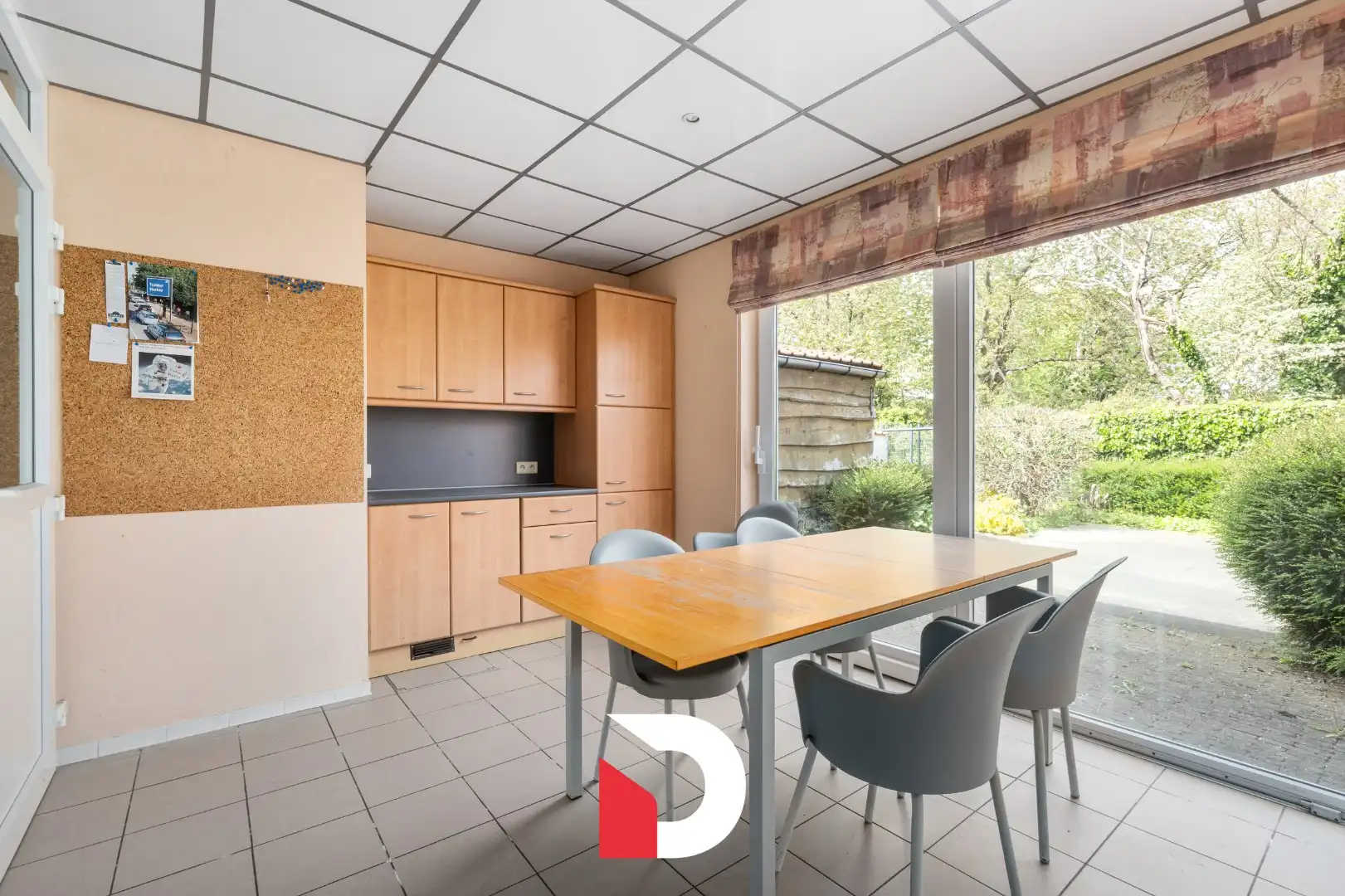 Polyvalente woning met tuin en atelierruimte foto 14