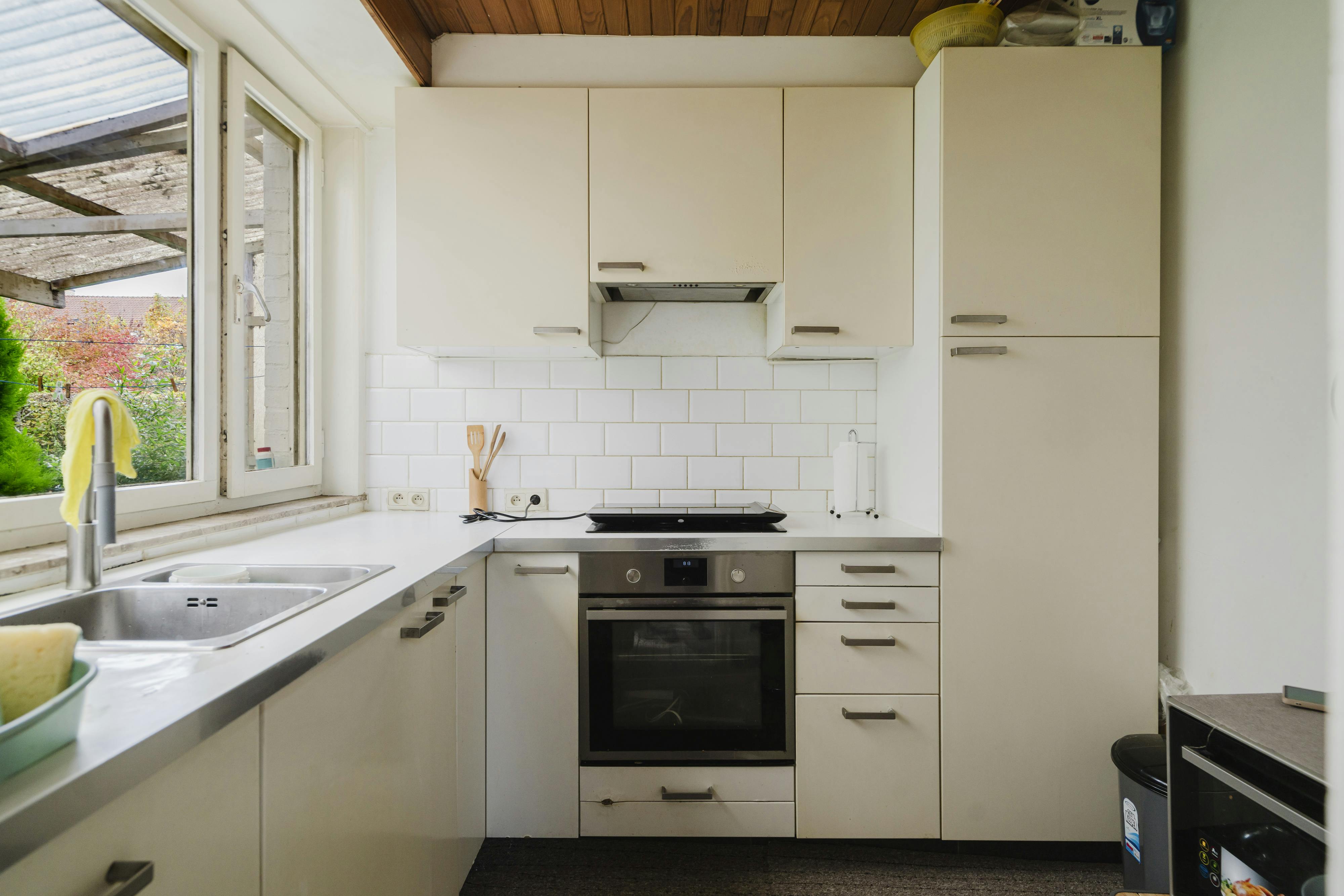 Ruime woning met 4 slaapkamers en tuin in Kortrijk!  foto 5