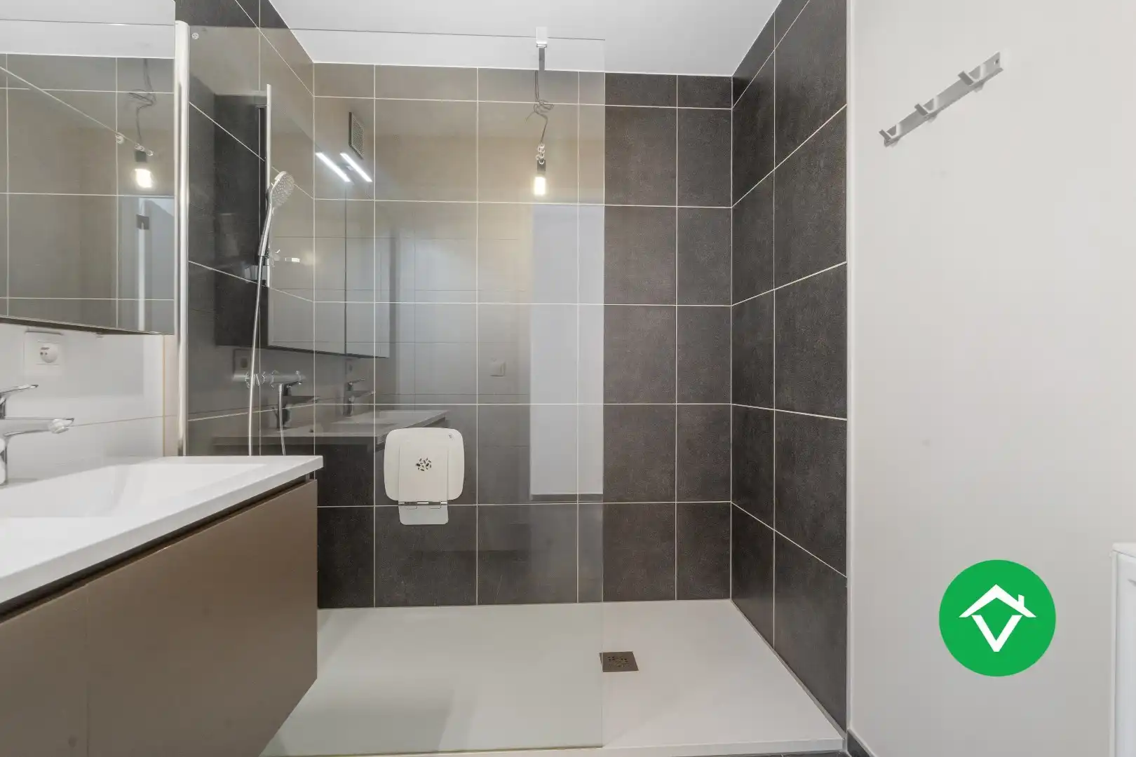 Instapklaar appartement met klassevolle afwerking te Kortemark (EPC-label A) foto 18