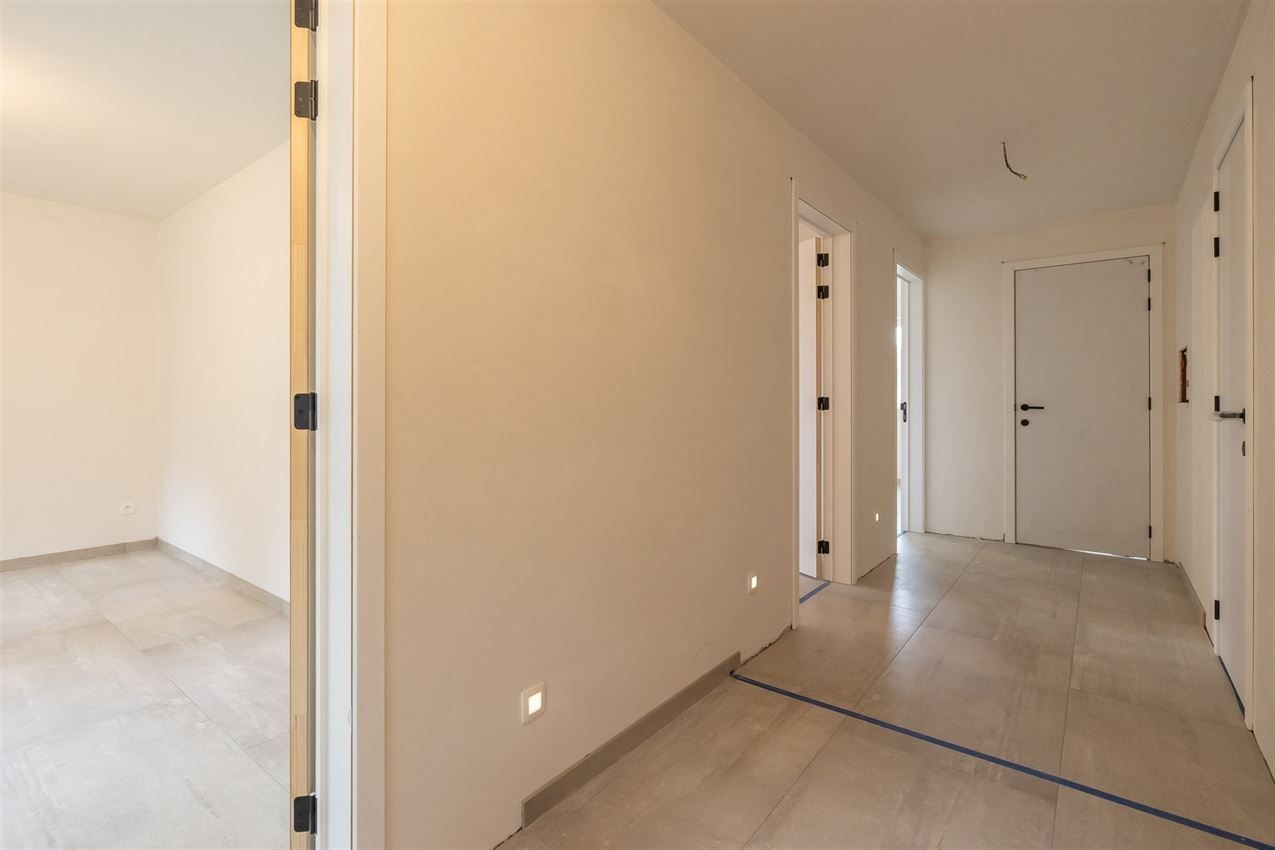 Nieuwbouwwoning 4slk - E10 op rustige ligging foto 13