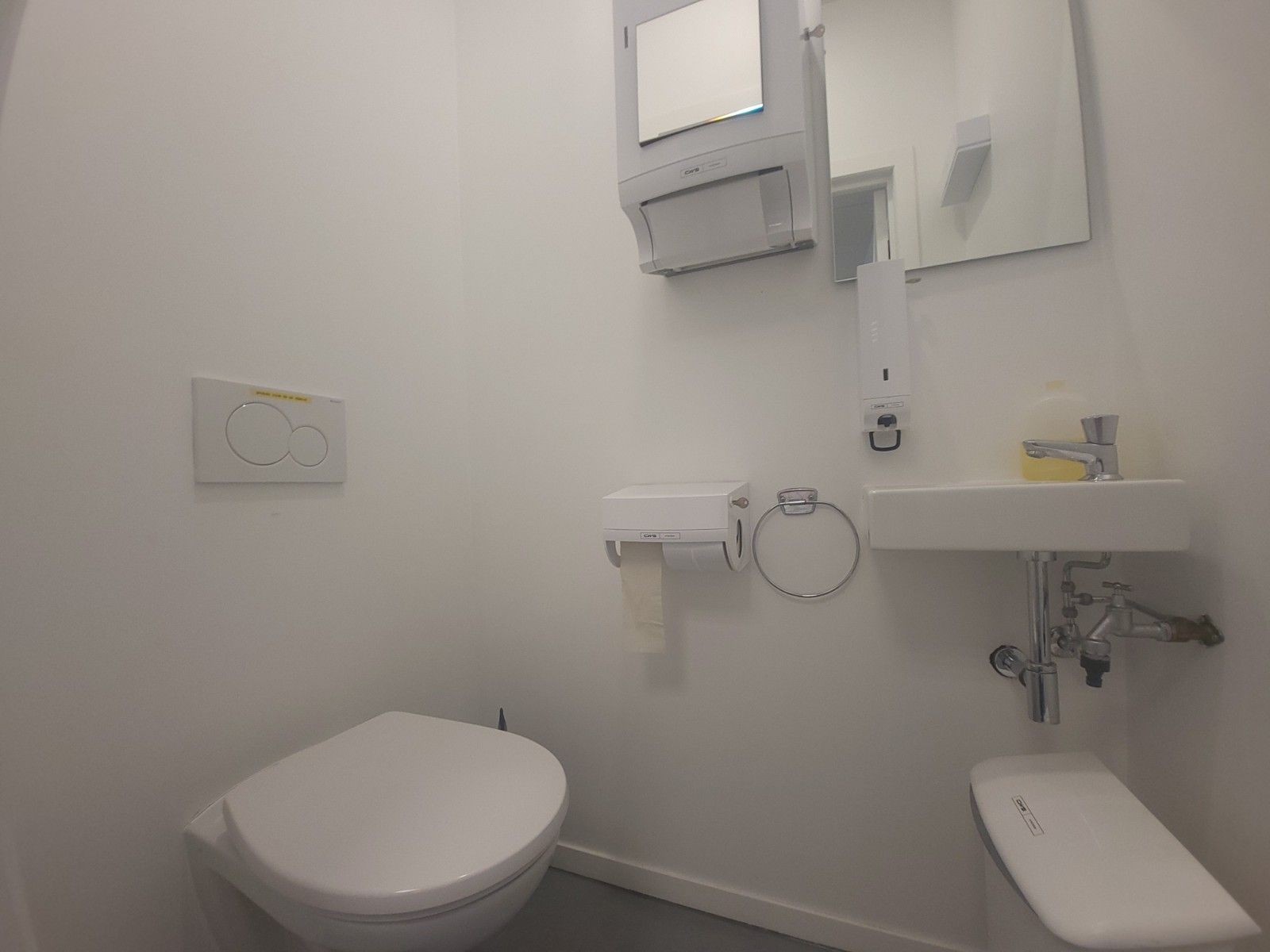 Exclusief gelegen handelsruimte in centrum Deinze foto 6