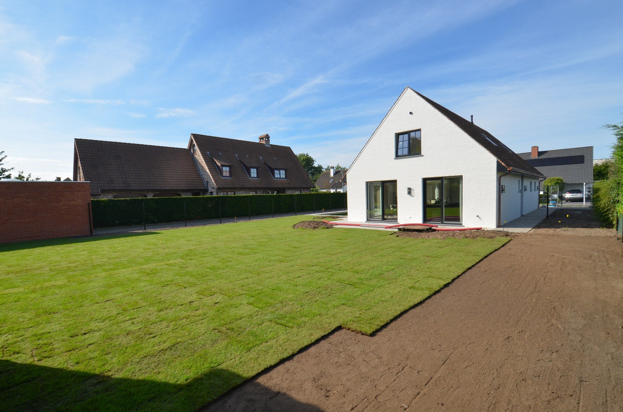 Luxueus volledig gerenoveerde villa met zonnige tuin en zwembad. foto 38