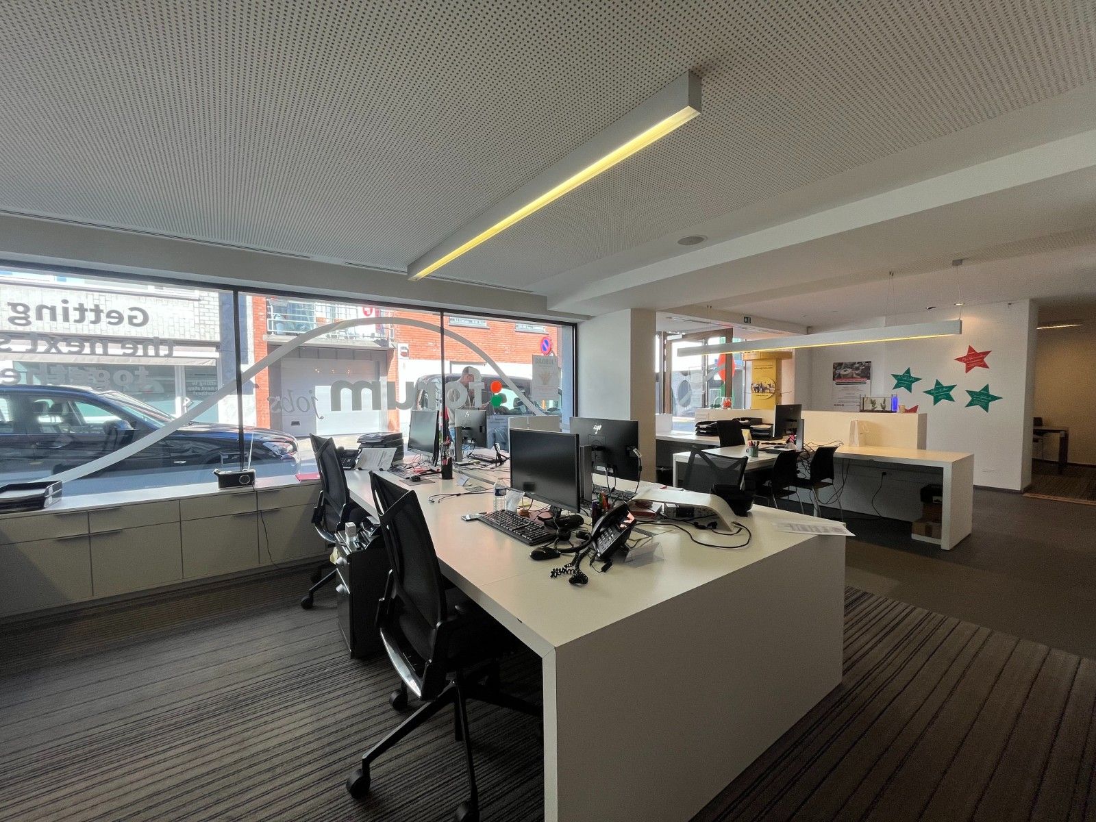 📢 Te huur: modern handelspand/kantoorruimte (175 m²) in hartje Waregem foto 14