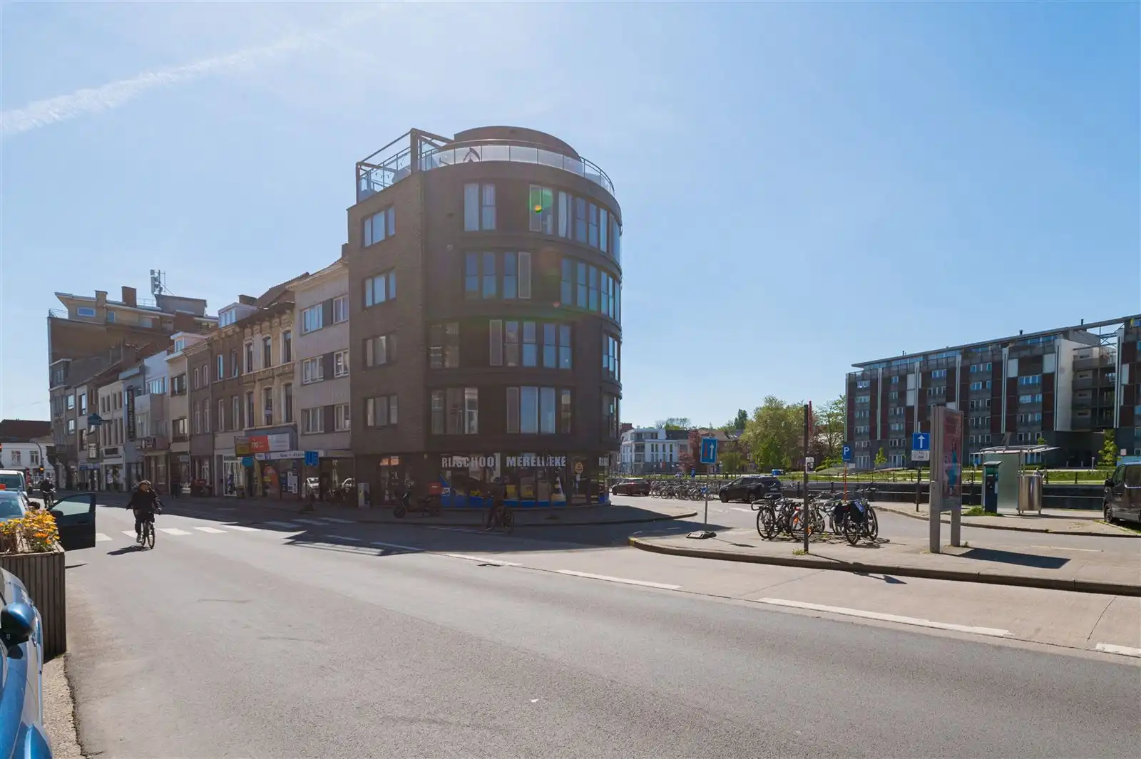 Instapklaar handelspand van 58 m² op toplocatie in Gent foto 8