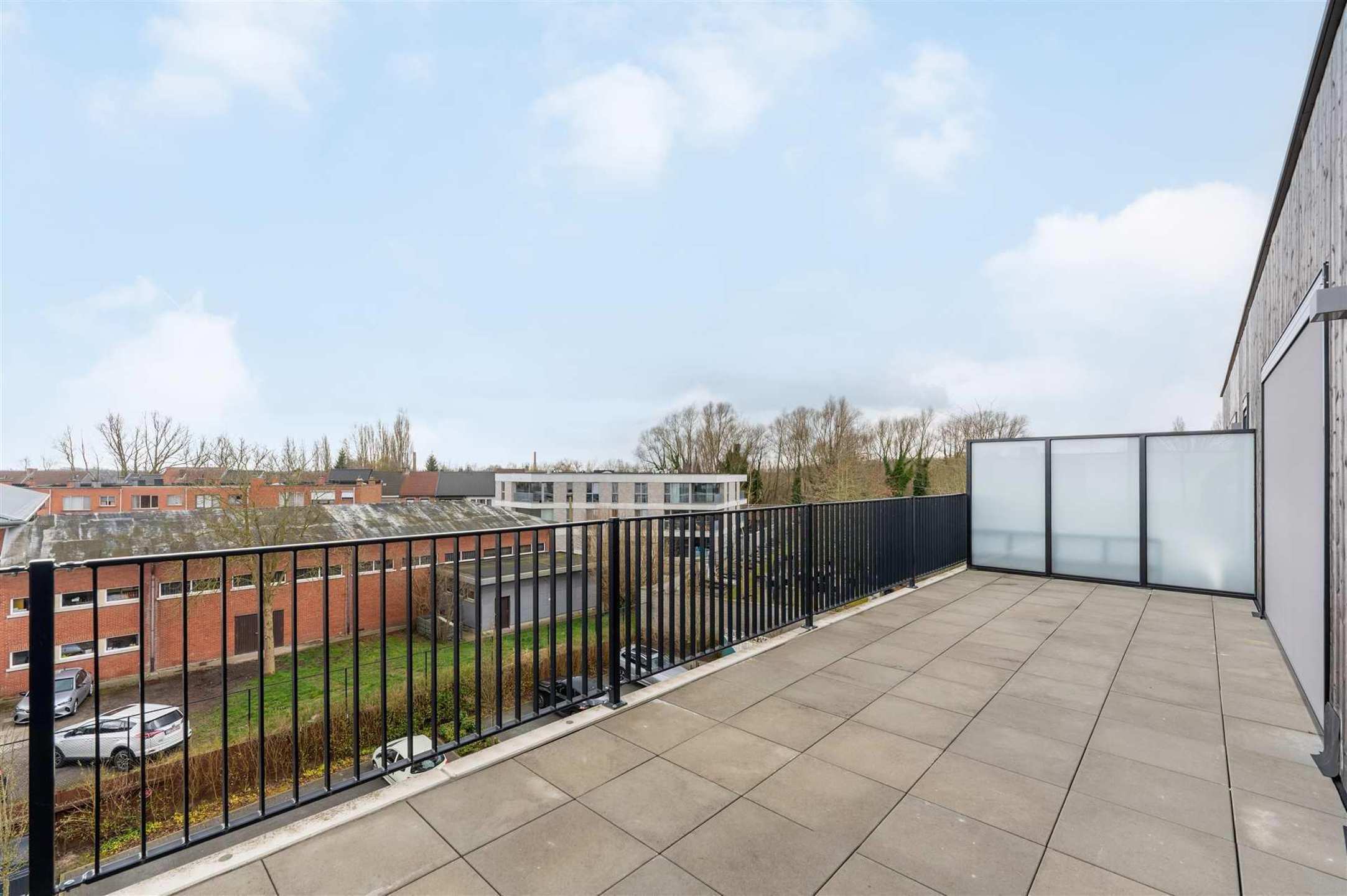 Ruim & modern appartement met groot terras in Steendorp foto 5
