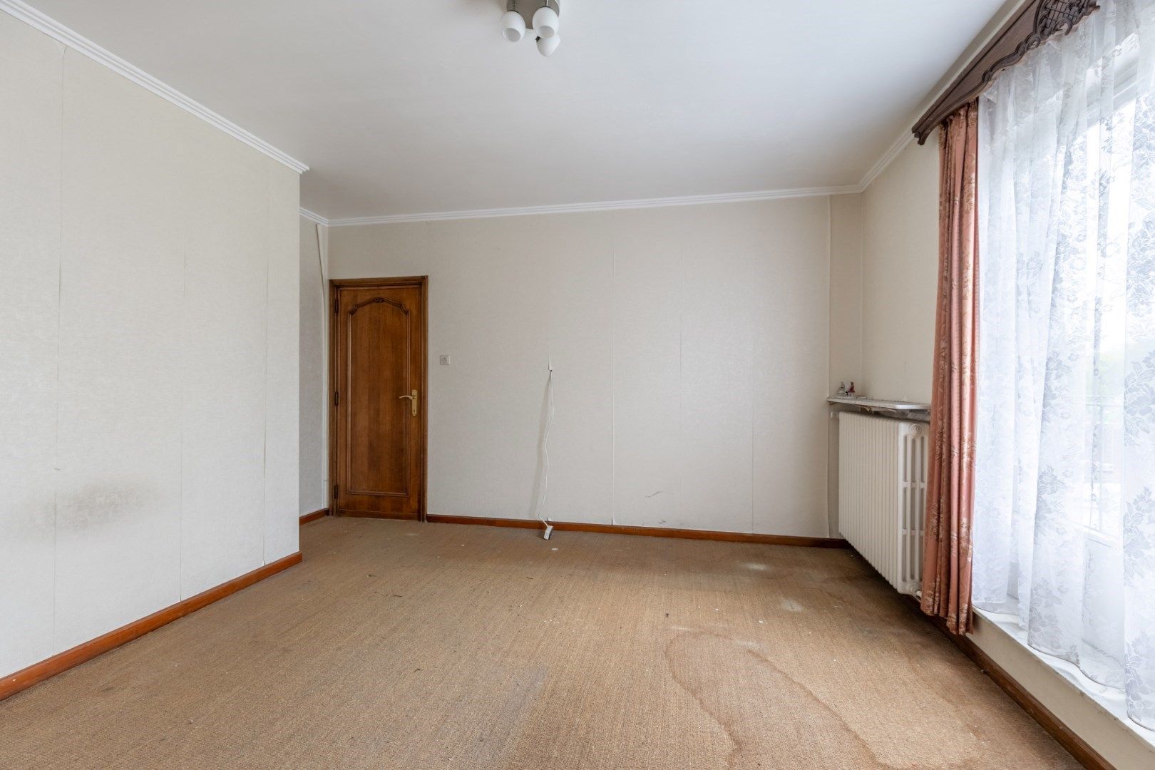 Ruime woning met 4 slaapkamers en grote garage +/- 135 m² foto 18