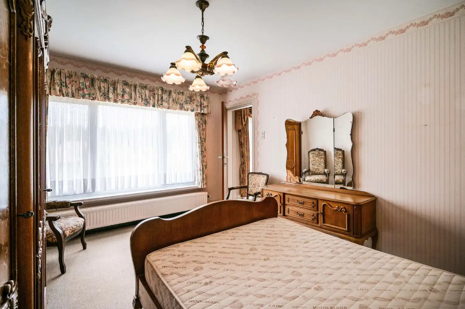 RUIME WONING MET 4 SLK EN GARAGE OP PERCEEL VAN 1.625 m²! foto 12