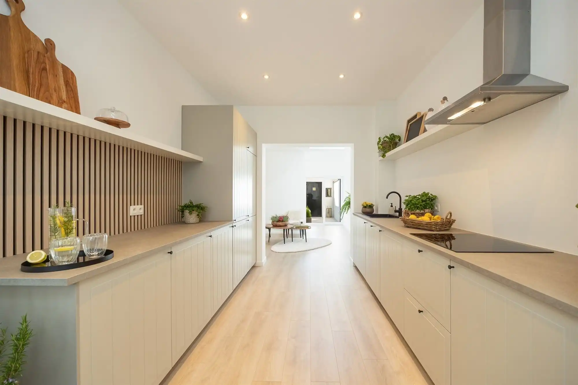Gerenoveerde woning met 3 slpkmrs en stadskoer foto 8