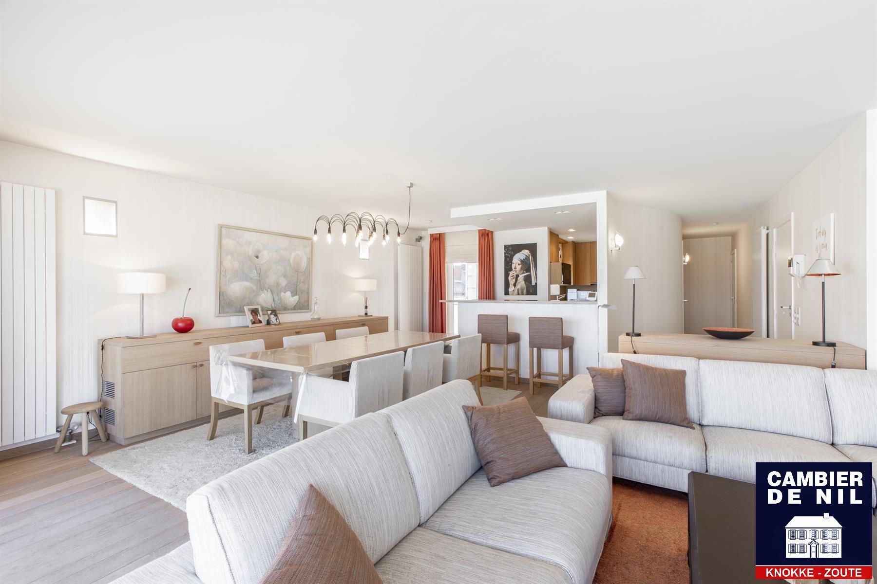 Gemeubeld appartement met 3 slaapkamers met adembenemend zeezicht  foto 8