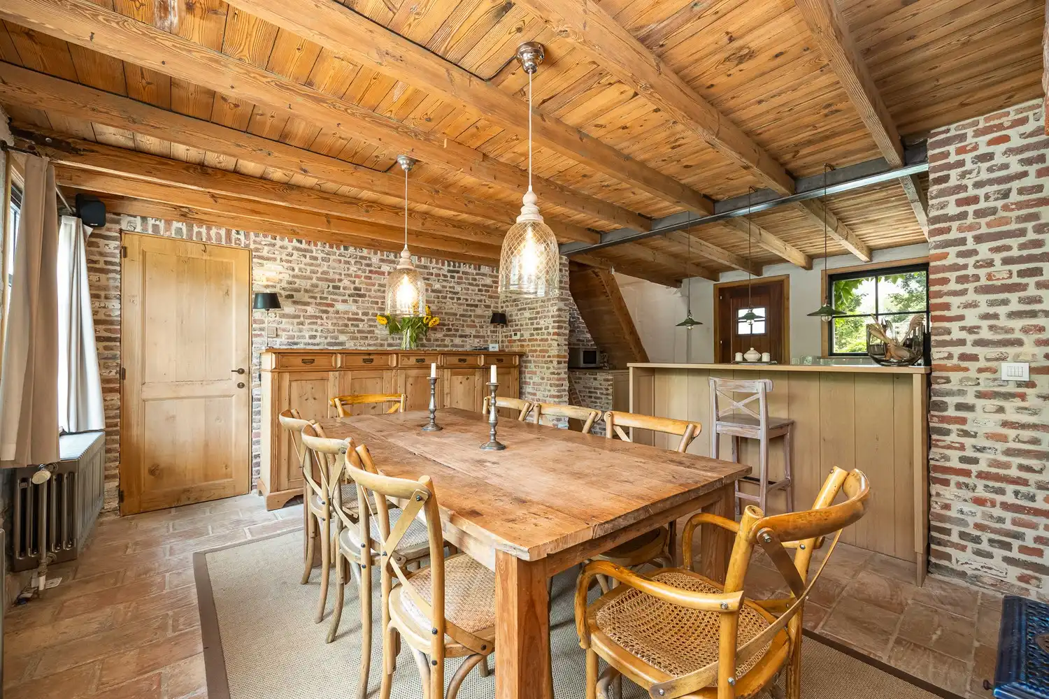 Karaktervolle woning met verwarmd zwembad en poolhouse — Verrebroek foto 11