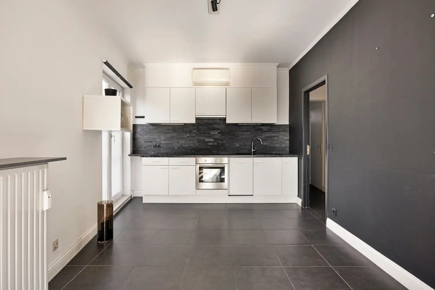 RUIM EN VOLLEDIG GERENOVEERD APPARTEMENT IN HET CENTRUM VAN DIEST! foto 6