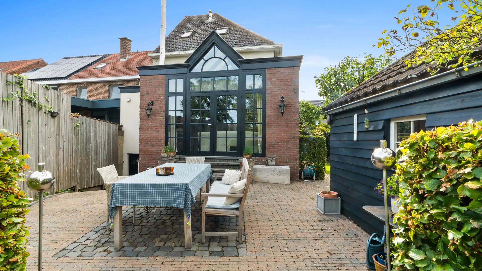 Ruime en karaktervolle gezinswoning met 5 slpkrs en charmante tuin in As foto 26