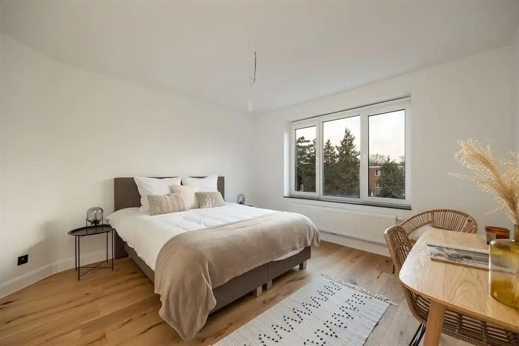 Volledig gerenoveerd appartement met terrasje foto 12