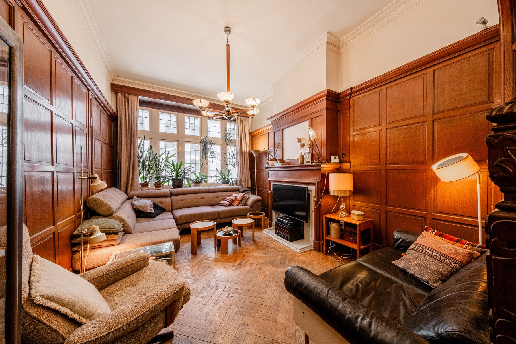 Wonen in een stuk geschiedenis met prachtige stadsoase foto 10