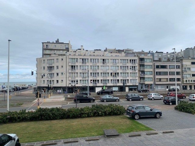 Gemeubeld éénslaapkamer appartement vlak aan zee foto 2