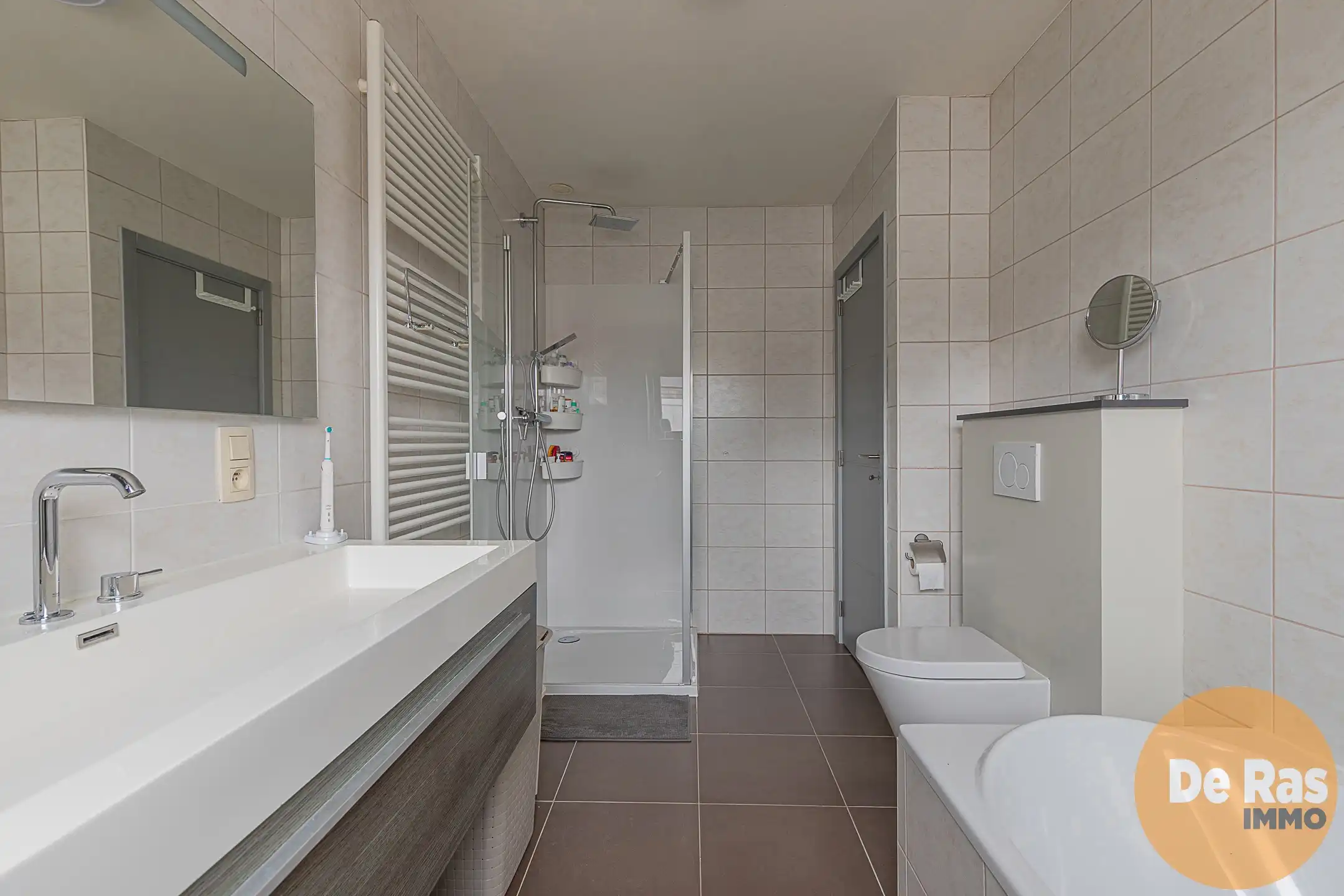 BORSBEKE - Instapklare, ruime gezinswoning 5 slpks foto 12