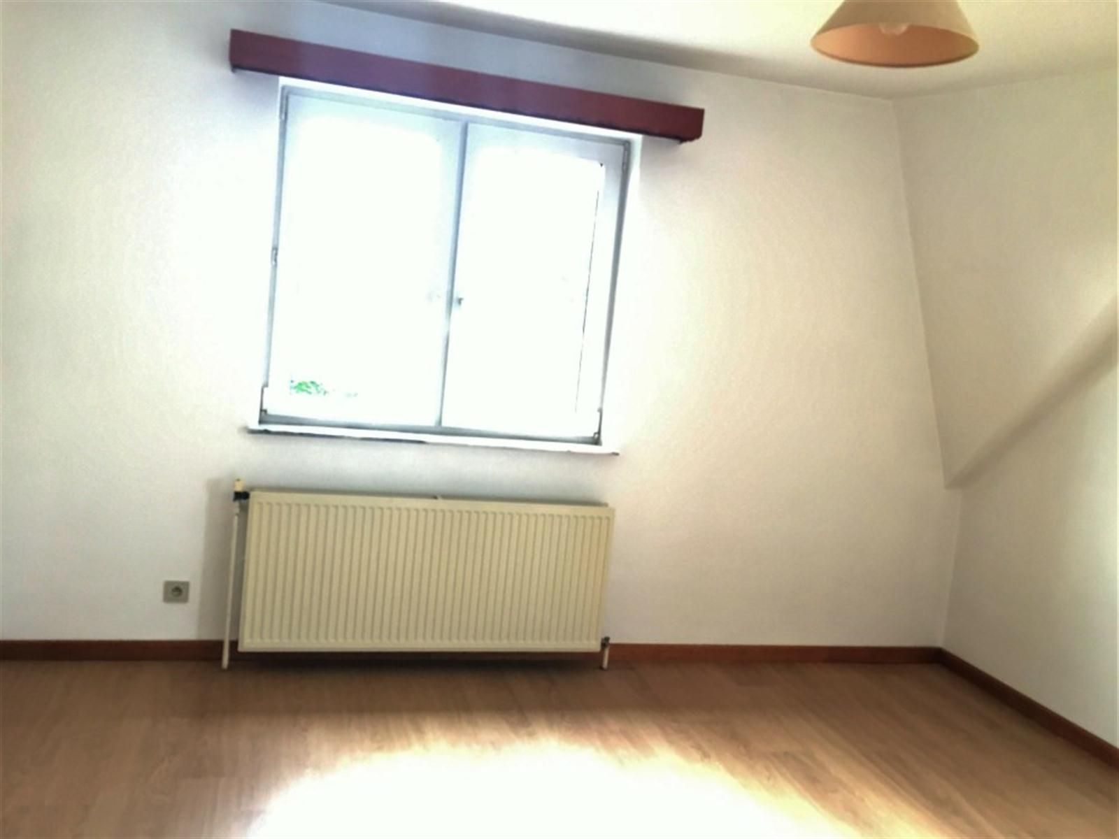 Ruime vrijstaande villa in een rustige en resientiële straat foto 7