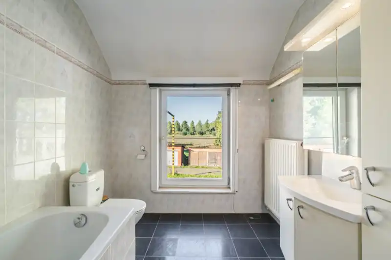Woning in de groene rand nabij Moervaart... foto 10
