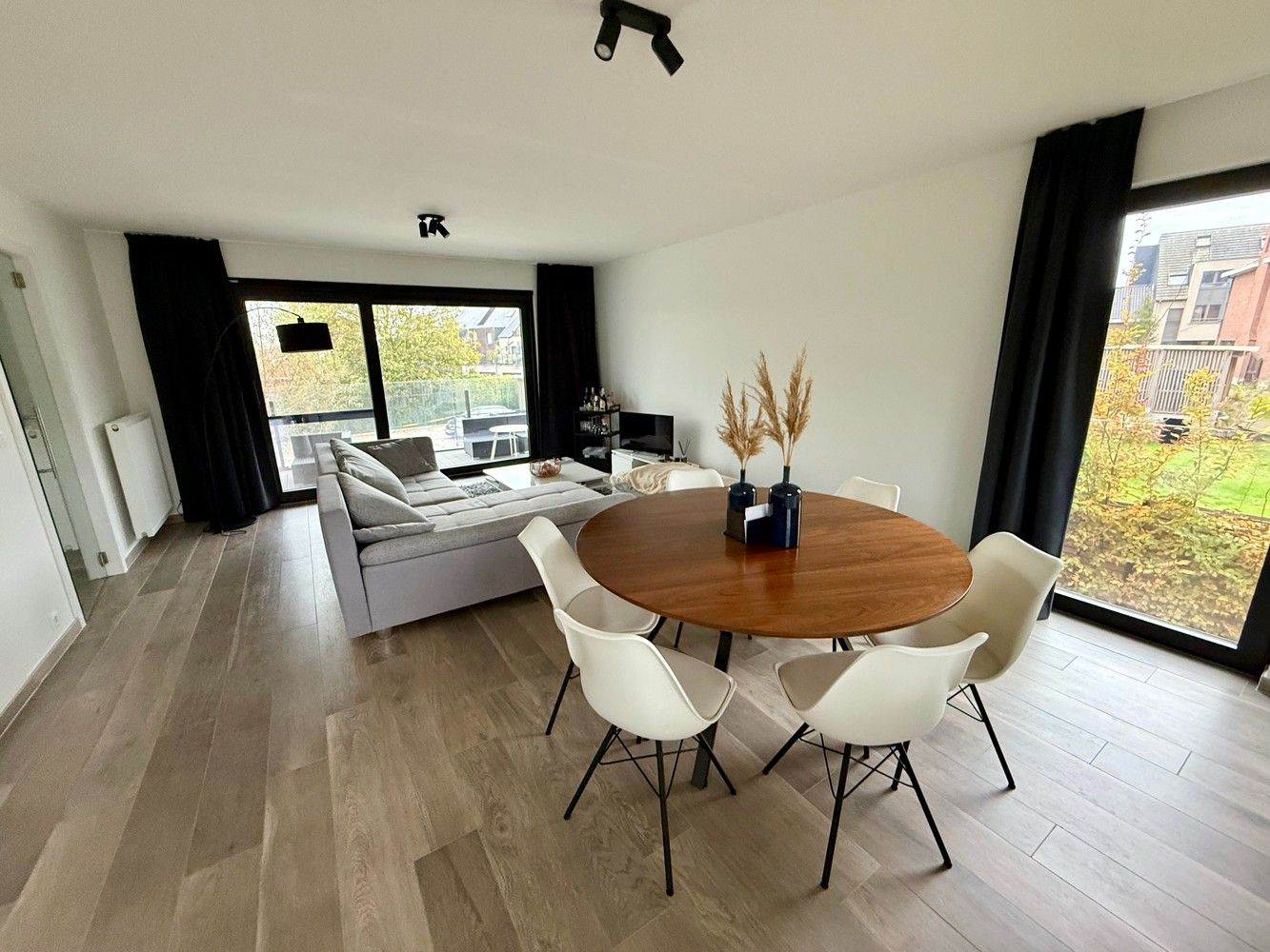 Prachtig, ruim nieuwbouwappartement met 3 slaapkamers! foto 4