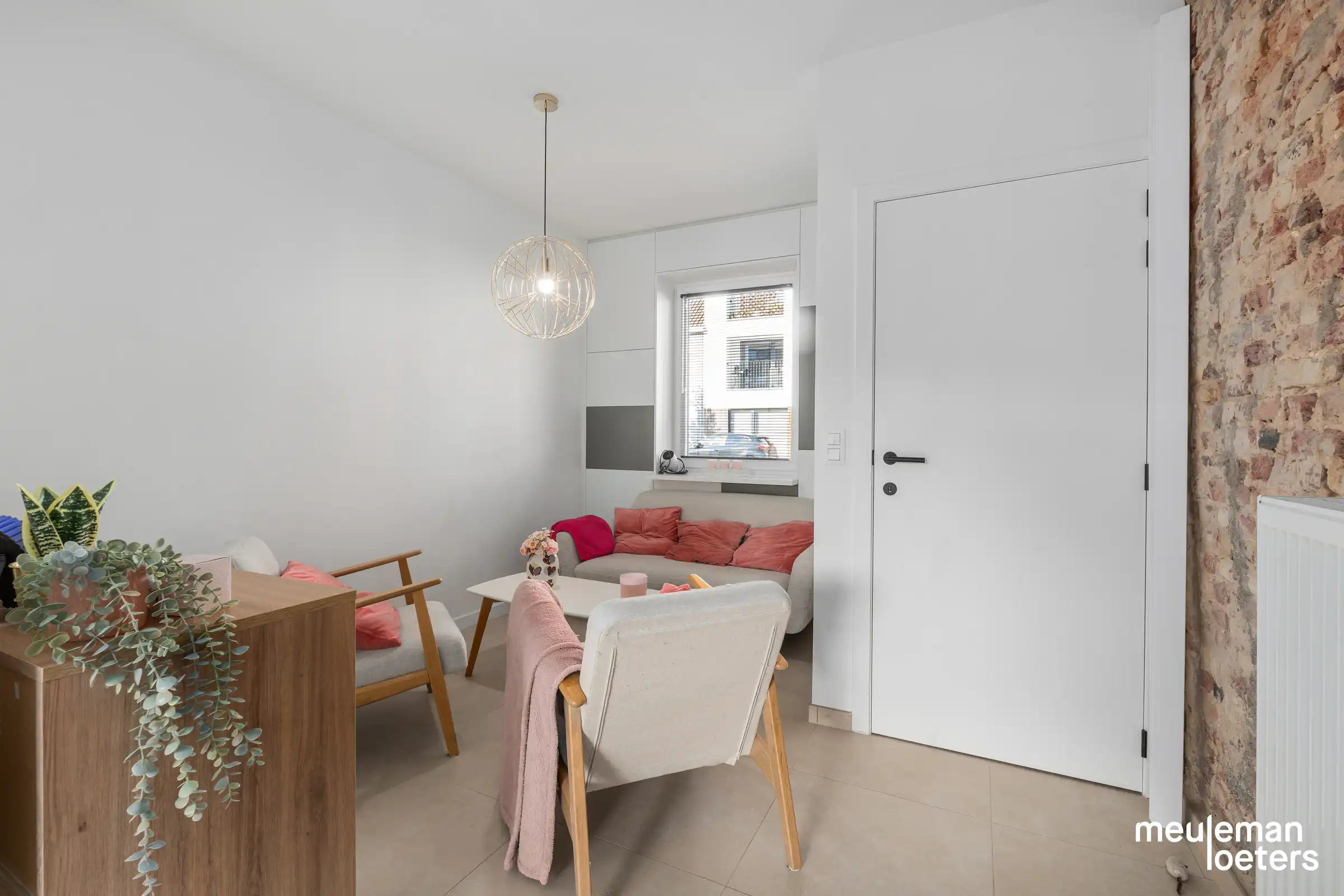 Jouw eerste eigen thuis of een slimme investering in hartje Torhout! foto 4