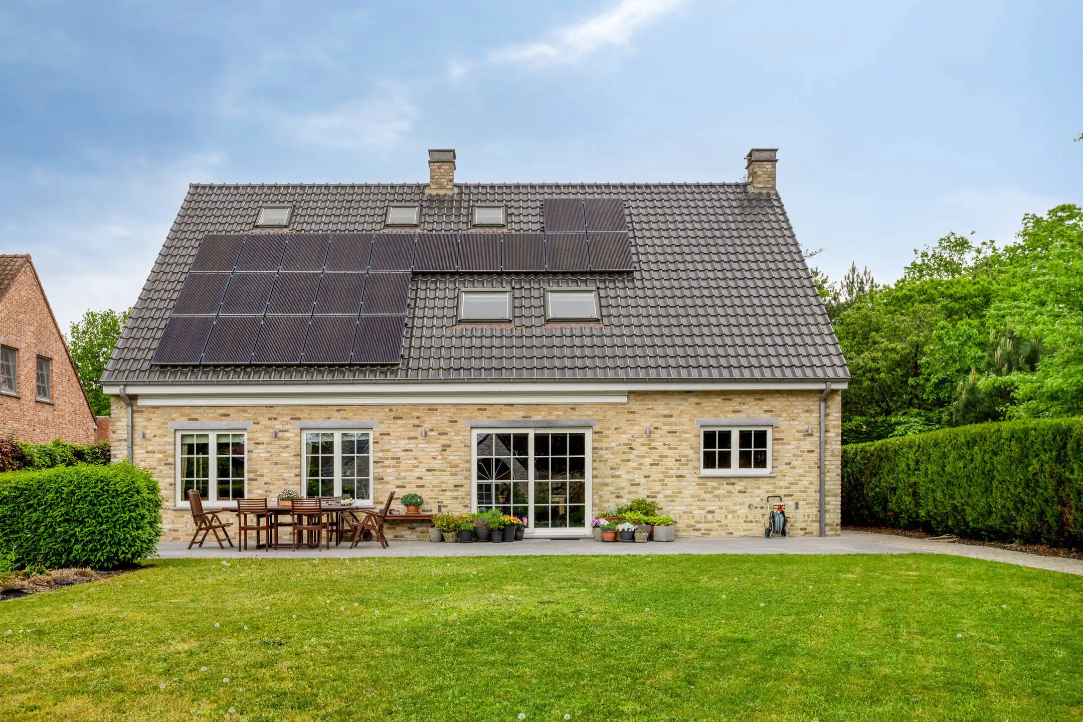 TOP onderhouden villa op uitzonderlijk perceel foto 26