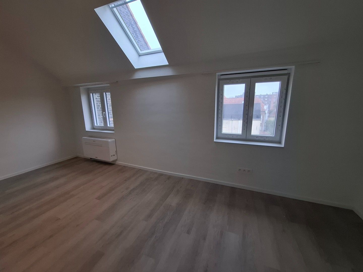 RUIME STUDENTENKAMERS IN NIEUWSTAAT IN CENTRUM GENT foto 3