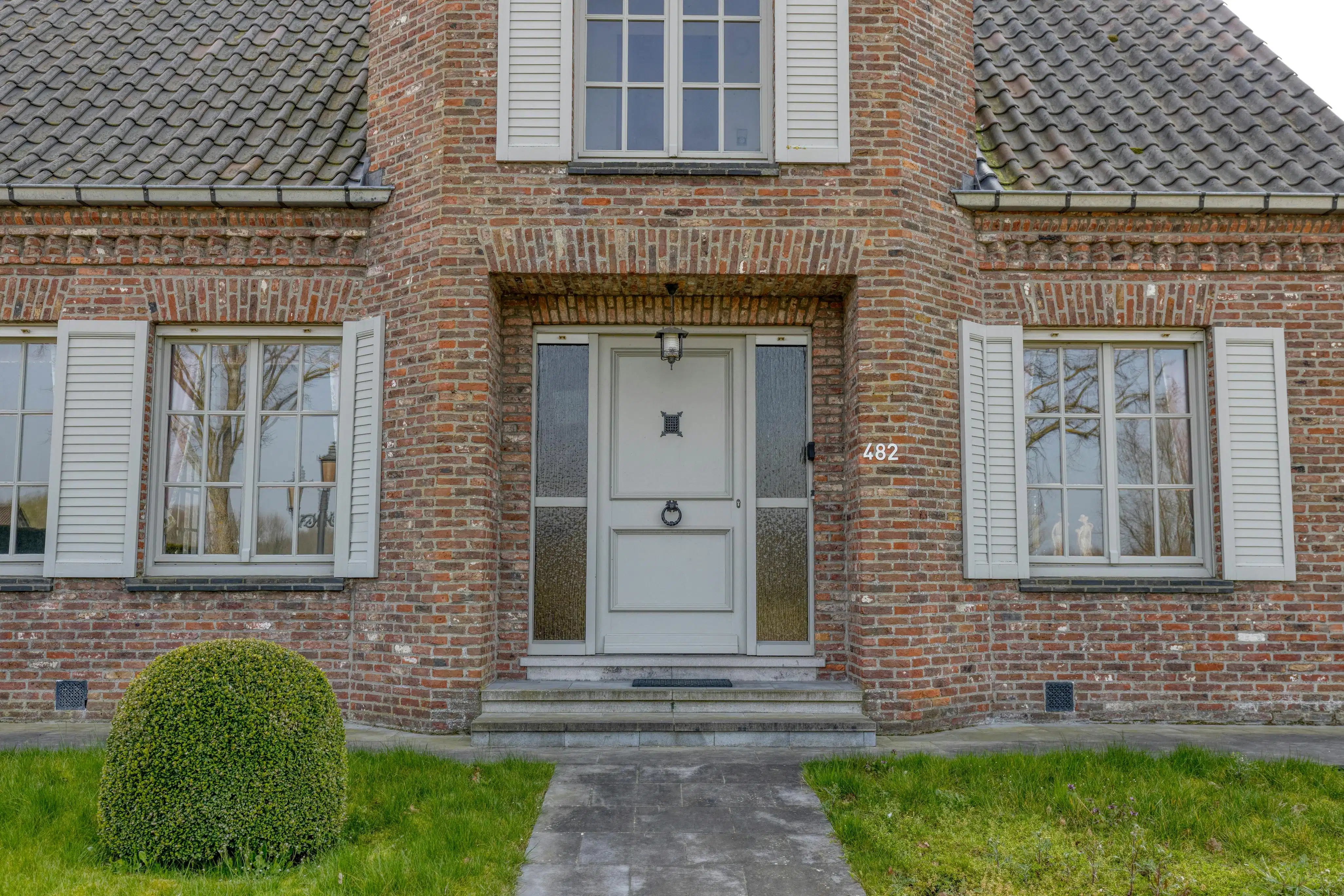 Huis met 3-4 slaapkamers te Assebroek  foto 3