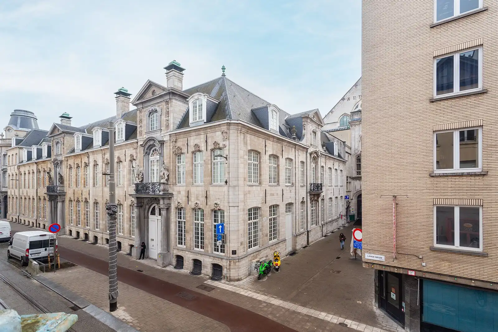 Handelshuis met tal van mogelijkheden! foto 23