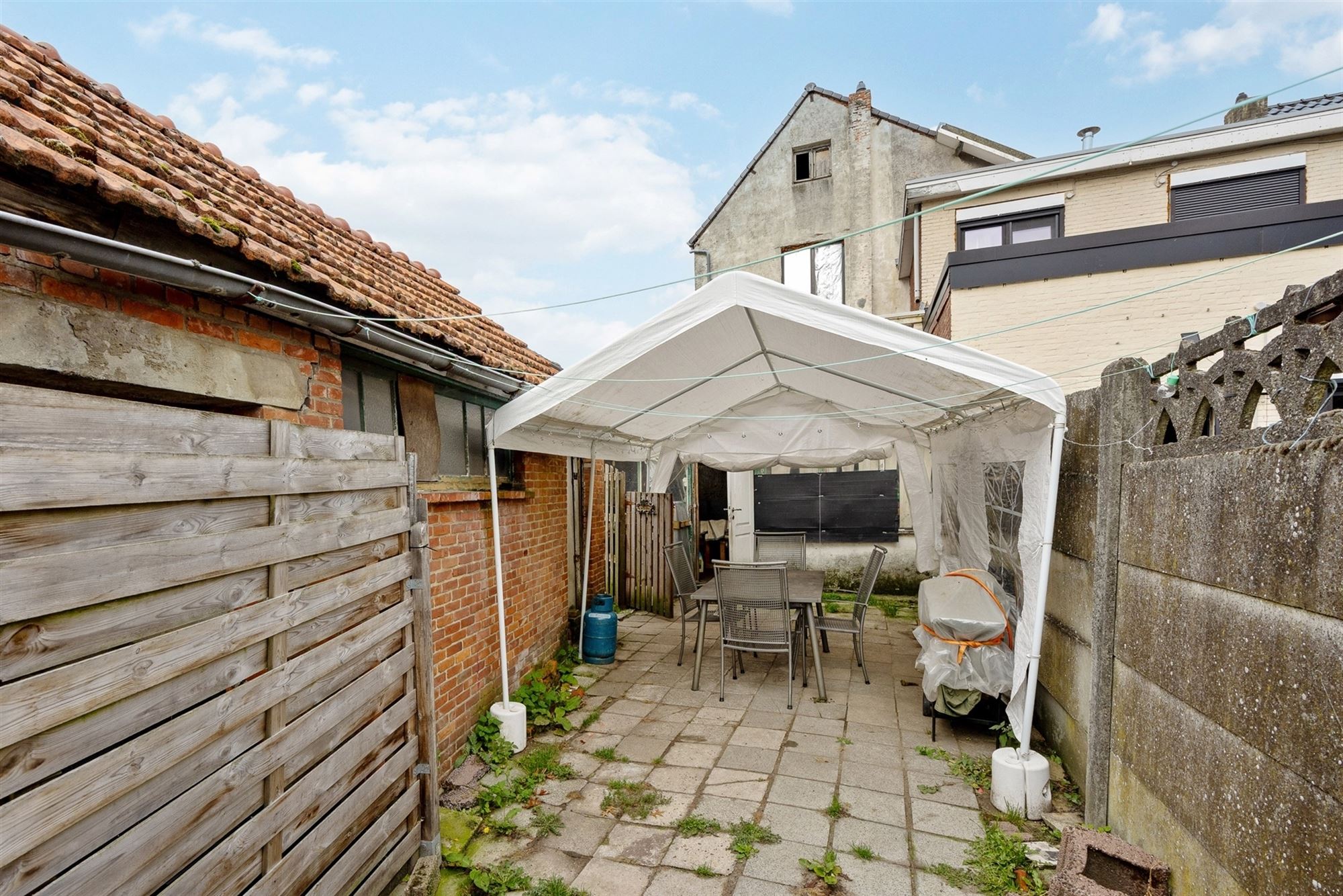 TE RENOVEREN WONING OP RUSTIGE LIGGING VLAKBIJ LEOPOLDSBURG CENTRUM foto 17