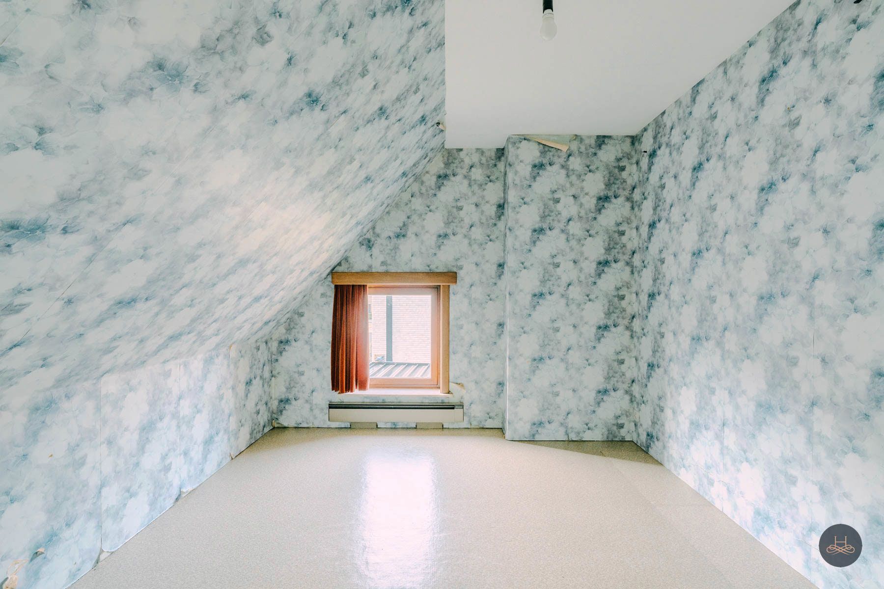 Zéér ruime gezinswoning met karakter en potentieel met tuin foto 18