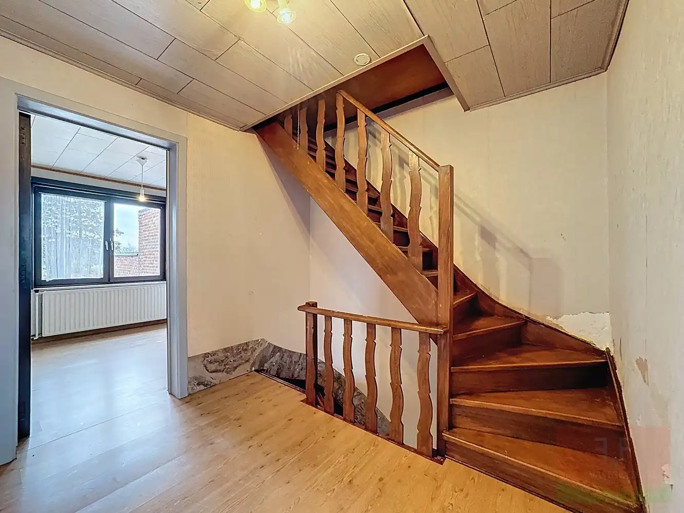 Karaktervolle halfopen gezinswoning aan de stadsrand van Aalst foto 17