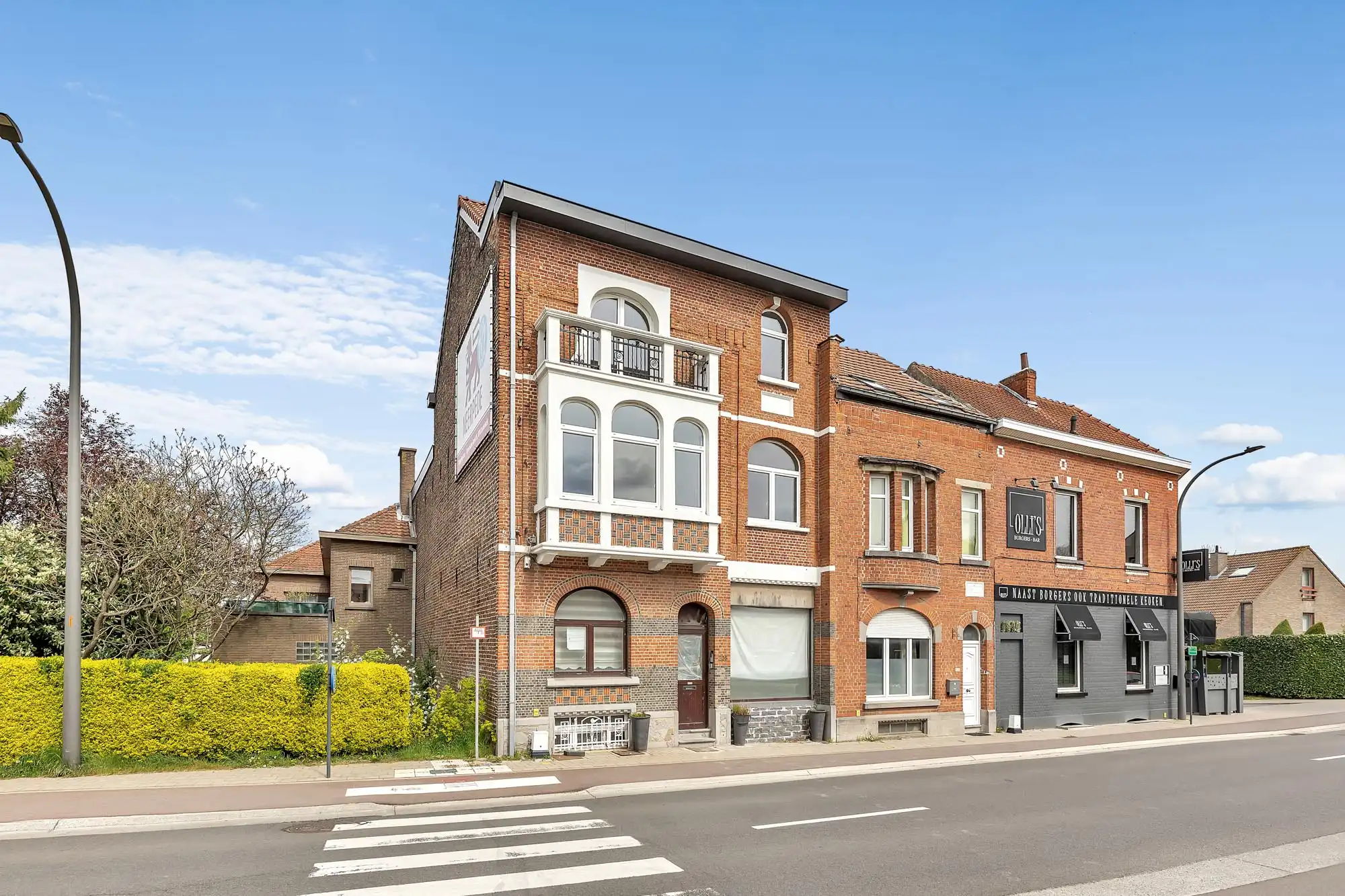 Gerenoveerd handelshuis op strategische locatie te Dilbeek! foto 5