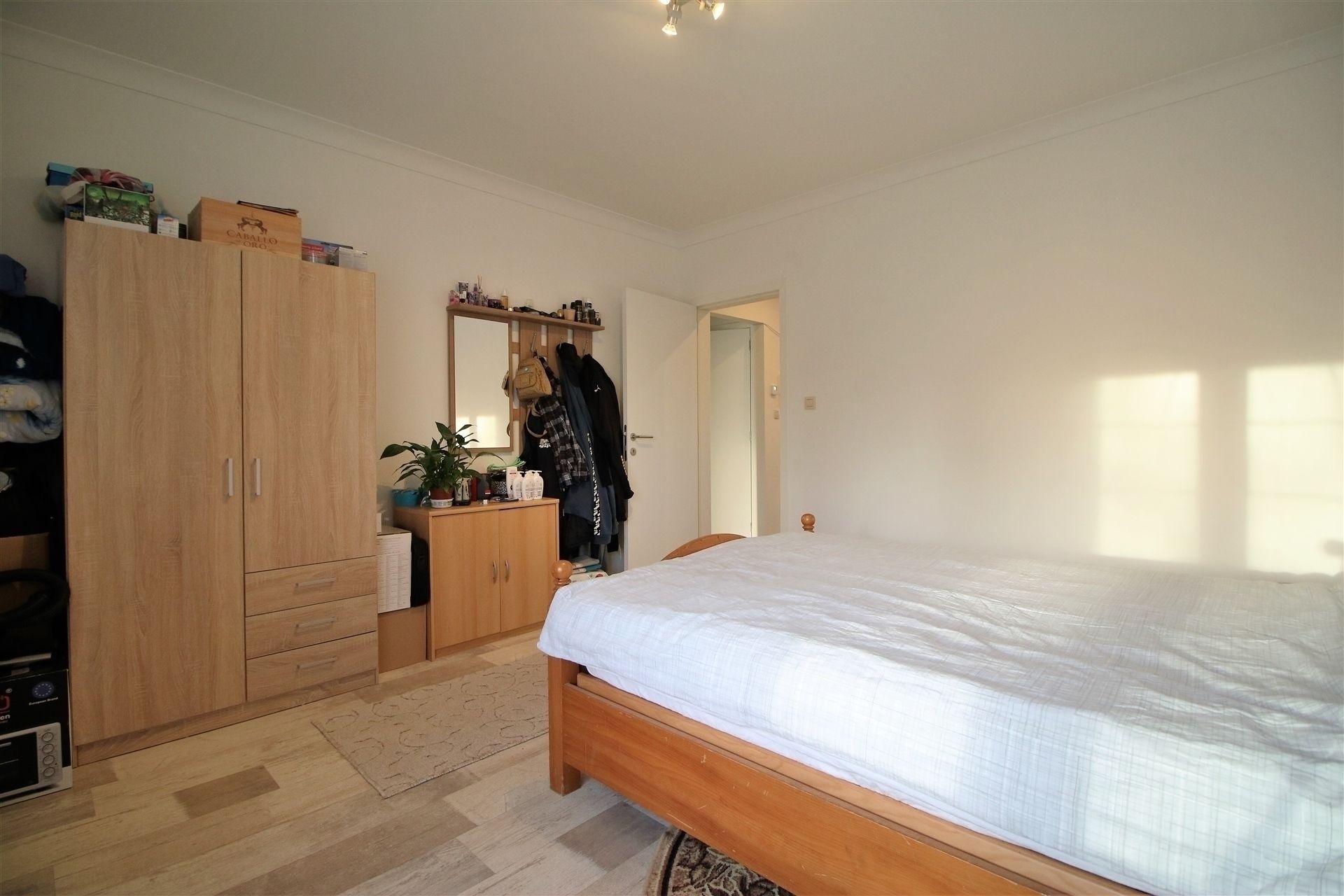 Gerenoveerd appartement  met 2 ruime slpks foto 11