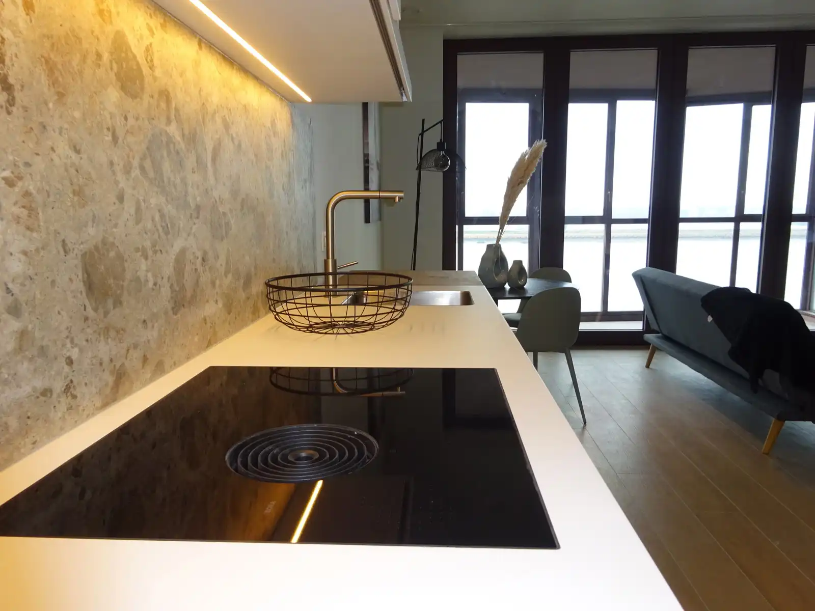 1-slaapkamer gemeubelde studio met zicht op Schelde  foto 6