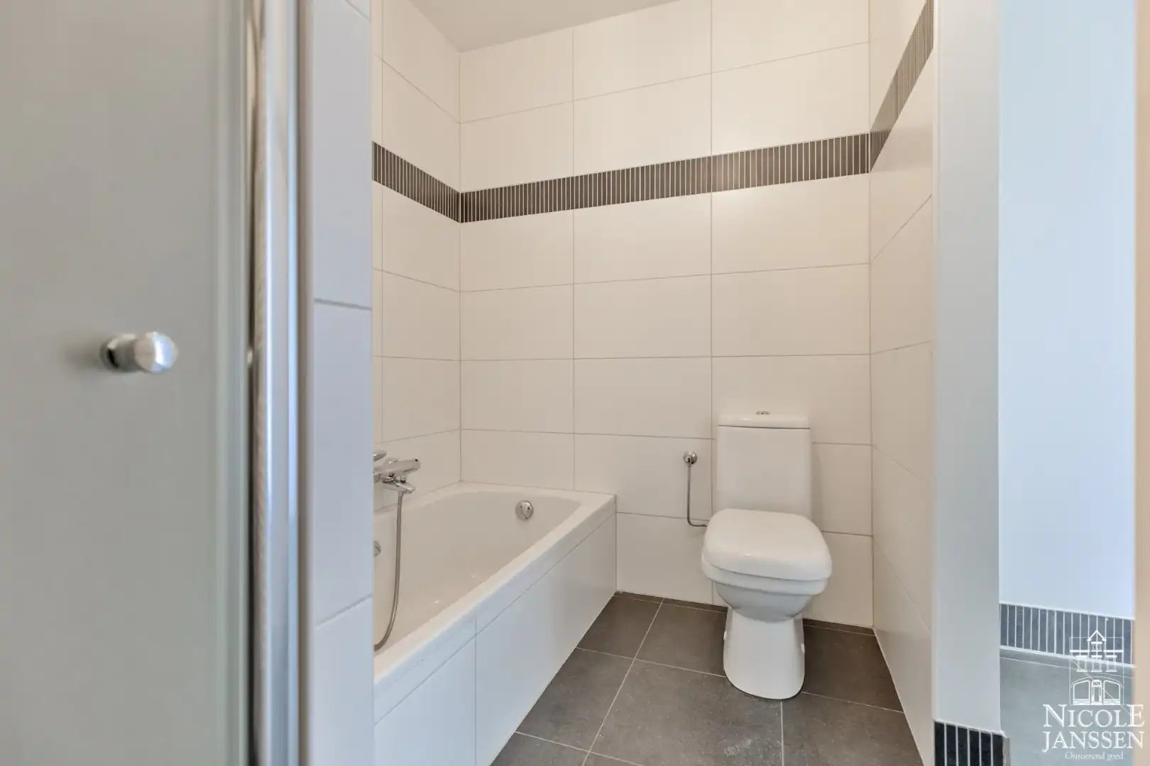 Luxe penthouse op de vierde verdieping met ruime terrassen foto 25