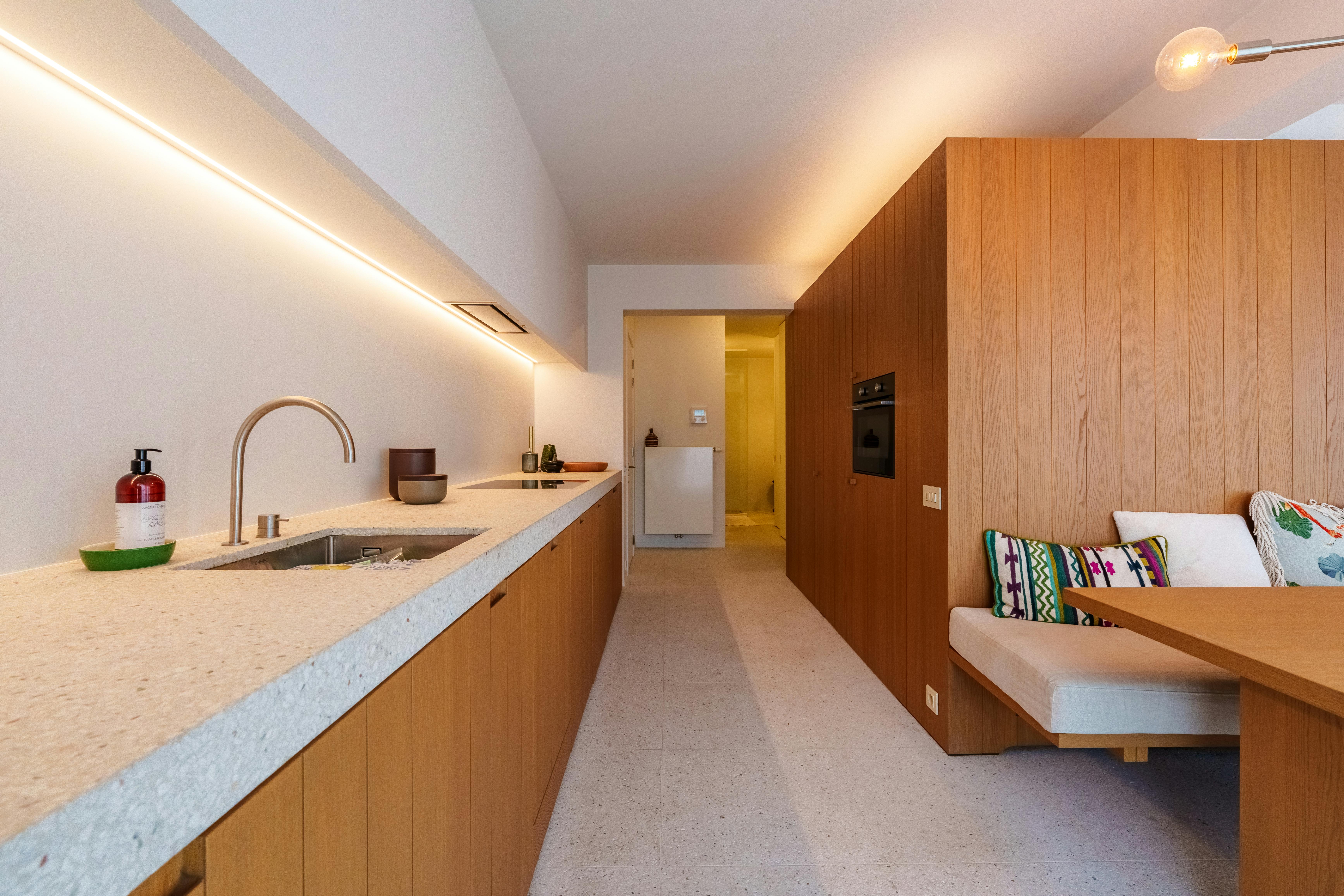 Exclusief gerenoveerd appartement in het centrum Roeselare. foto 10