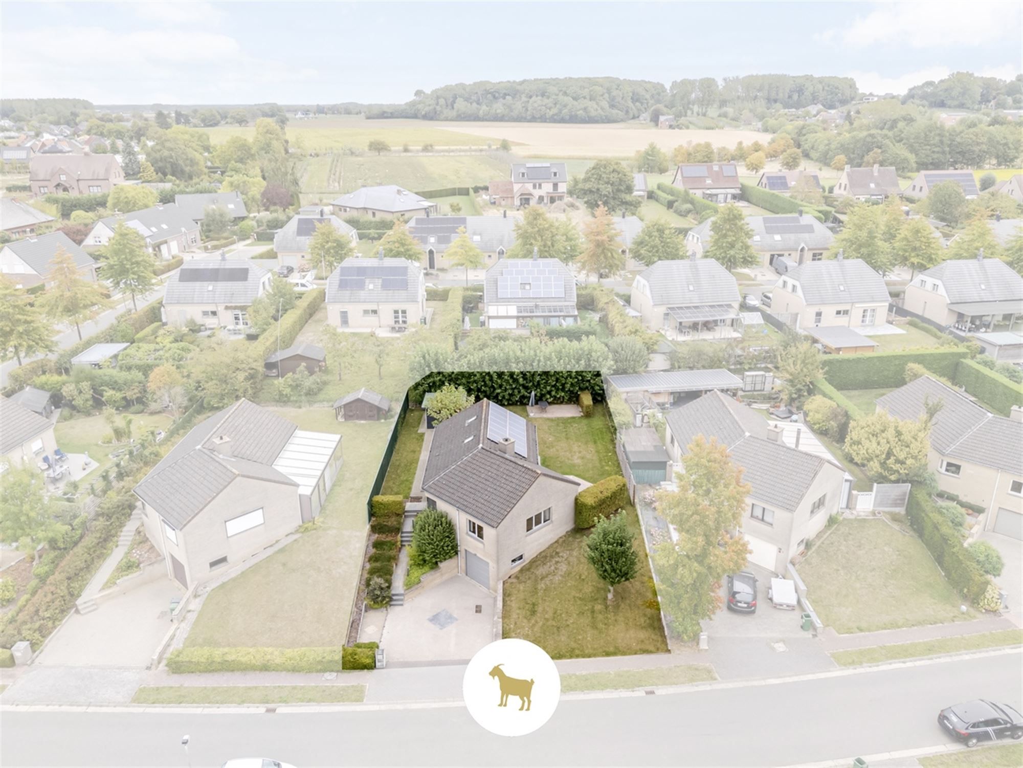 Instapklare OPEN BEBOUWING met 3 SLAAPKAMERS en GARAGE op een rustig gelegen PERCEEL GROND van 655m² foto 22