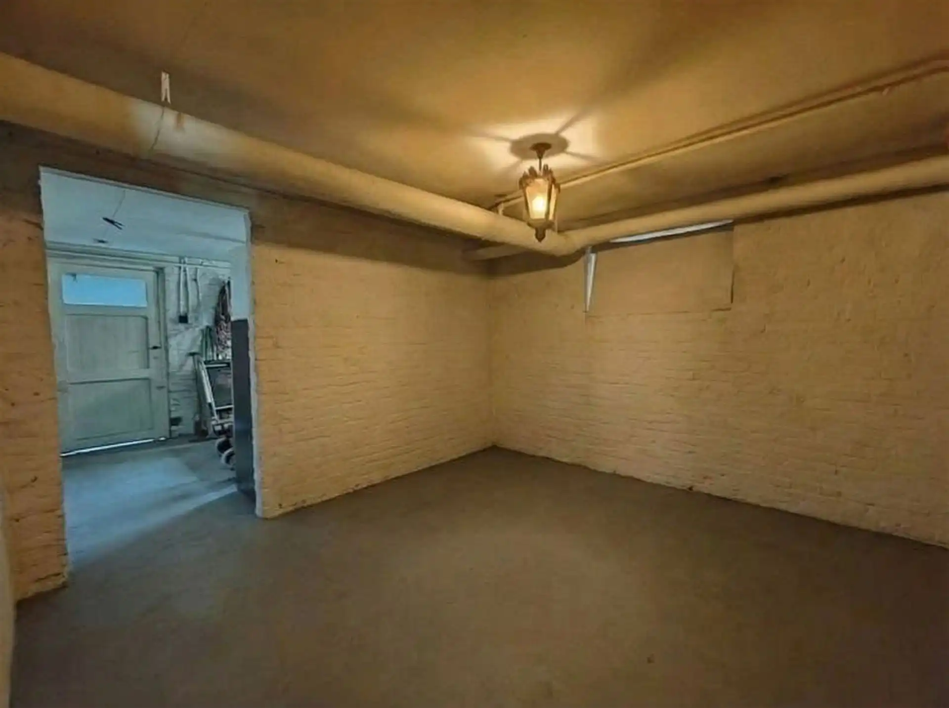 Te renoveren vrijstaande woning met 2 slaapkamers  foto 15