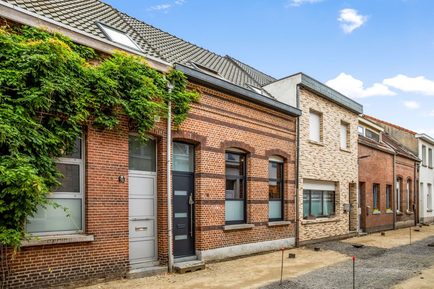 Gezellige, instapklare woning met 2 slpk. en tof stadstuintje foto 2