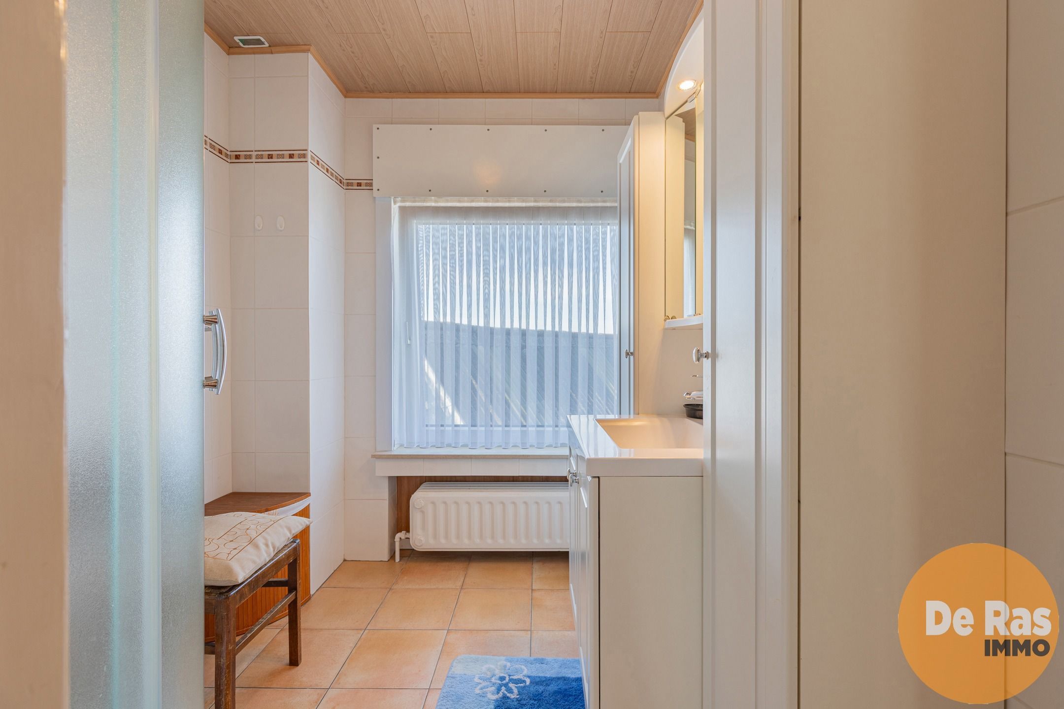 MERE - Verzorgde woning met tuin, garage en 2 slaapkamers foto 14