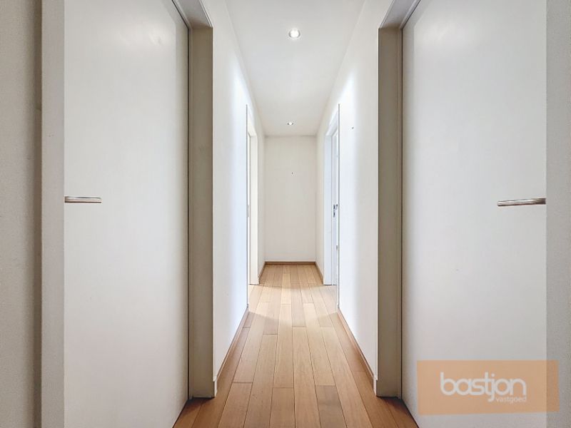 TE KOOP: Duplexappartement in hartje Kuurne foto 9