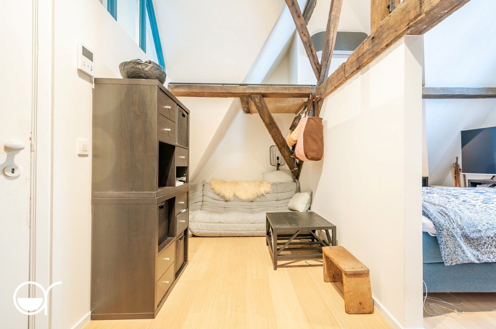 Gerenoveerde historische trapgevelwoning op unieke locatie foto 22