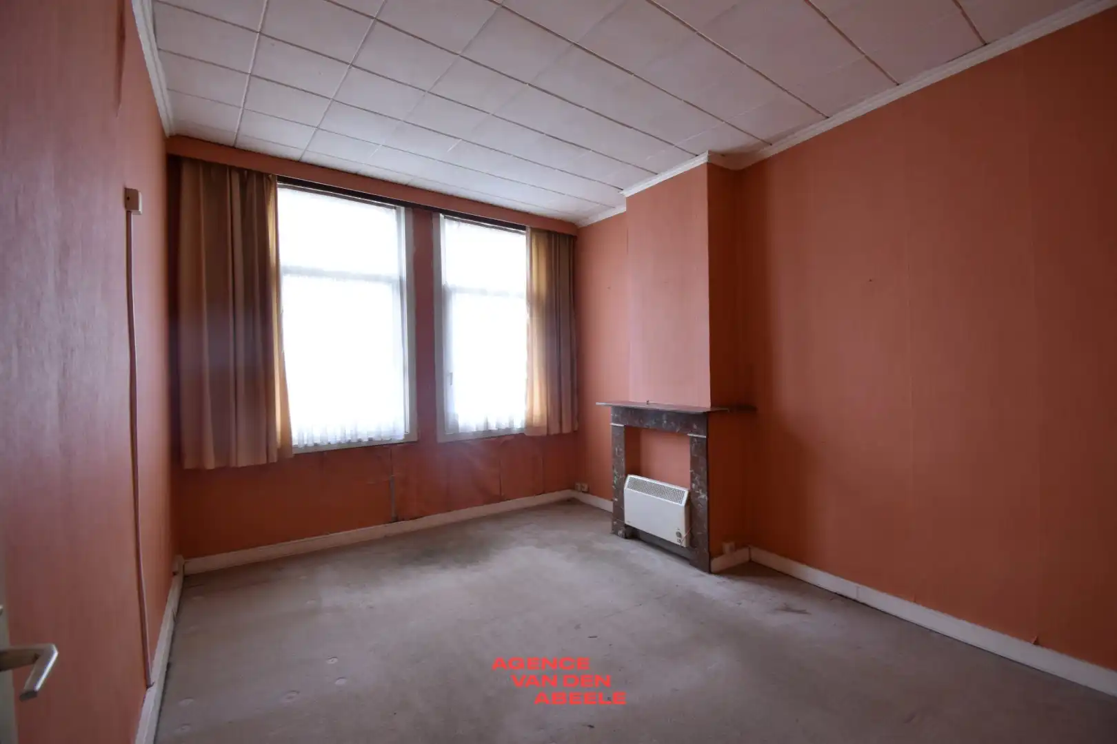 Winkelruimte met woonst in de Brugse binnenstad. foto 18