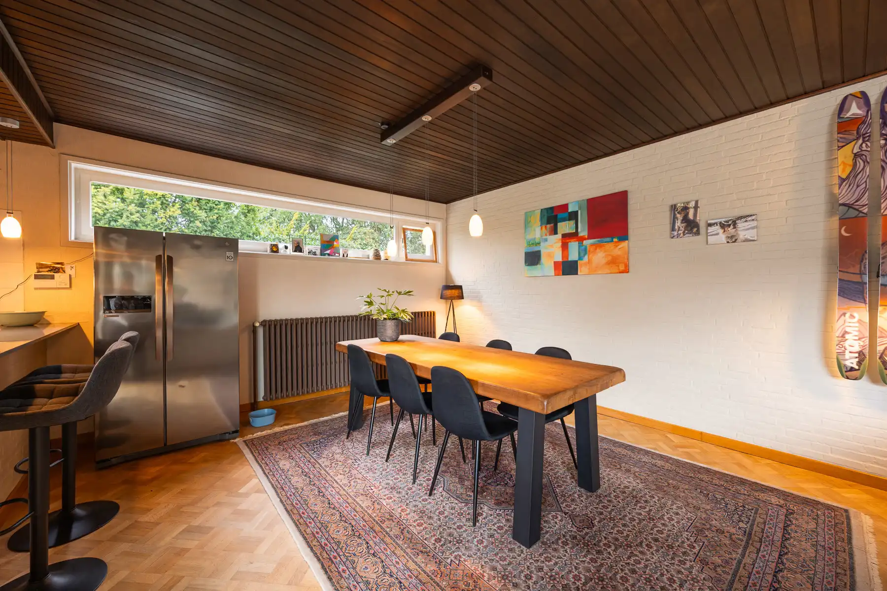 Lichtrijke, gelijkvloerse woning op ruim perceel foto 3