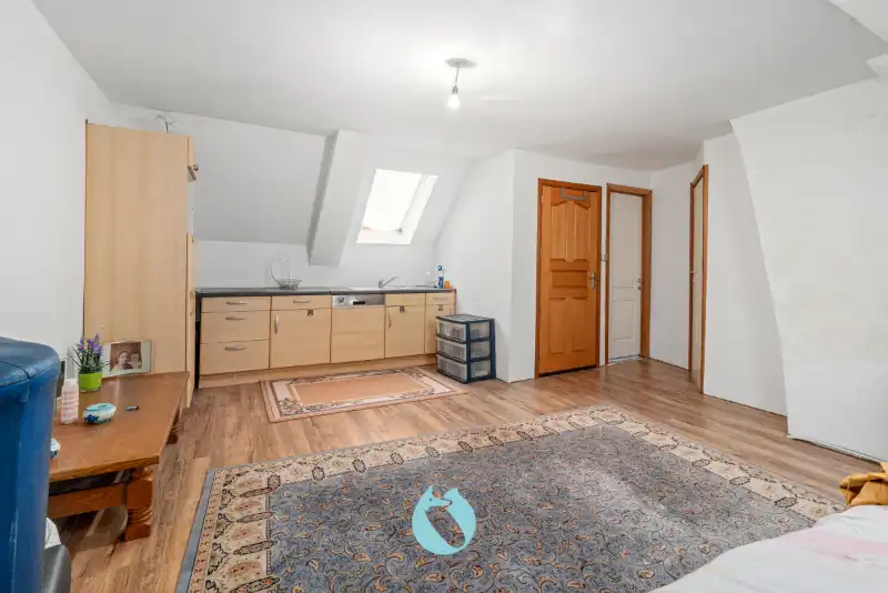 Statig gebouw bestaande uit verschillende units nabij centrum Gent foto 35