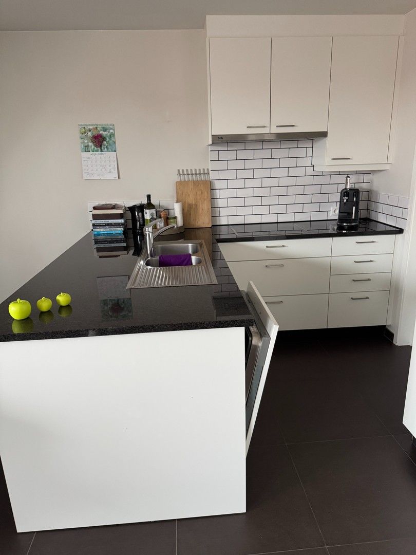 Mooi instapklaar appartement met 2 slaapkamers in centrum Eeklo foto 3