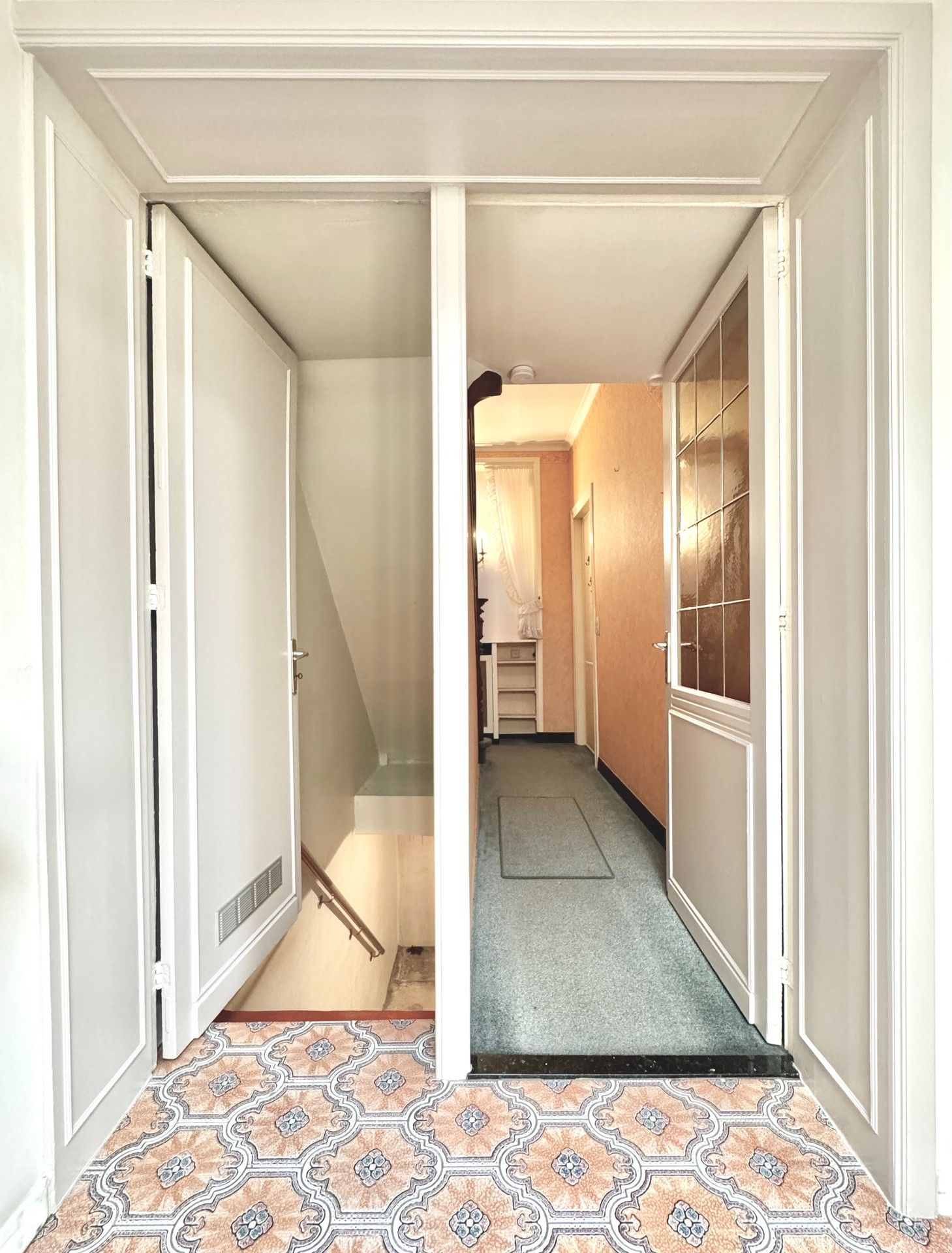 RUIME WONING MET MAGAZIJN EN UITWEG op 493 m² foto 13