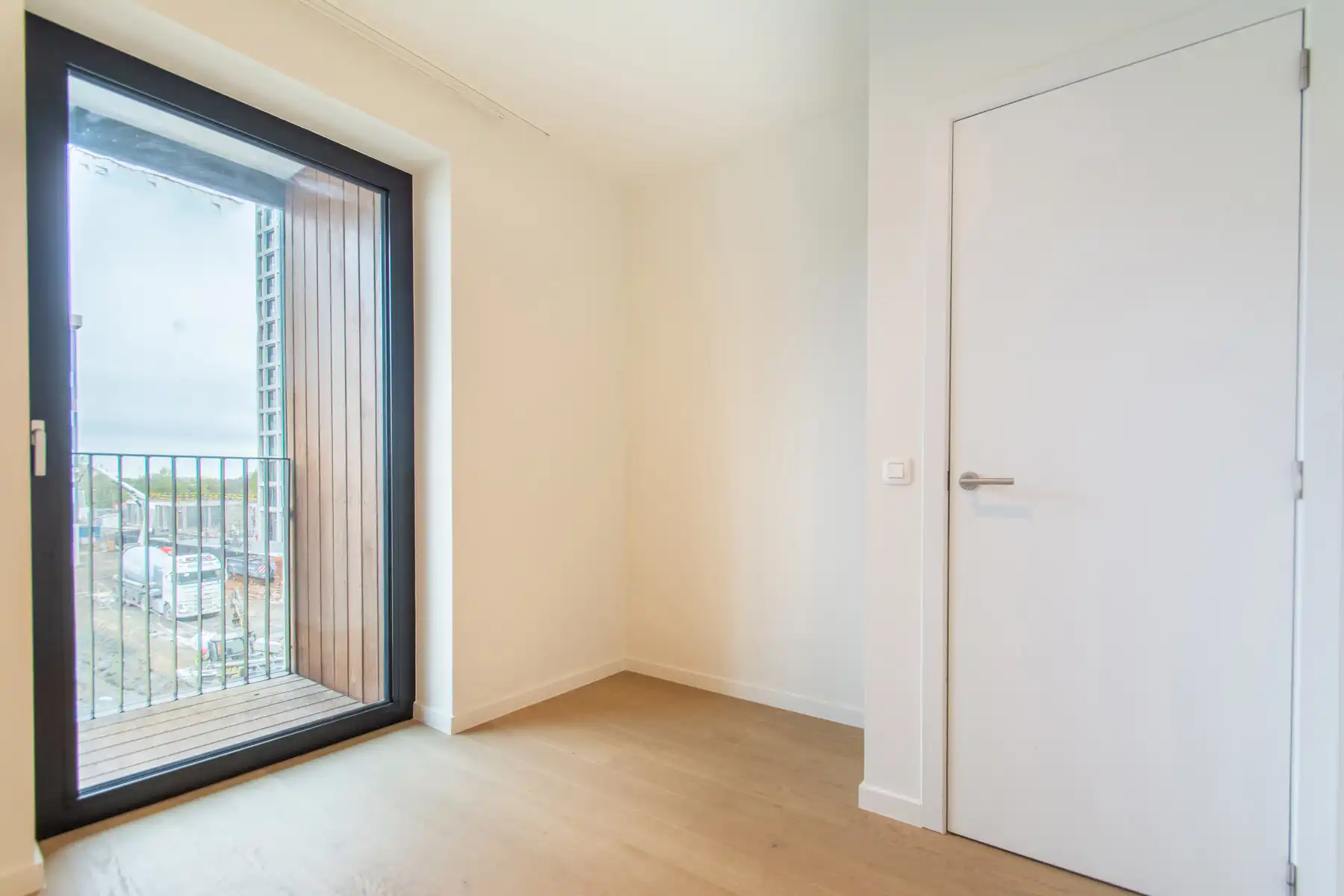 Prachtig 2slpk + bureau appartement met prachtige terrassen foto 16