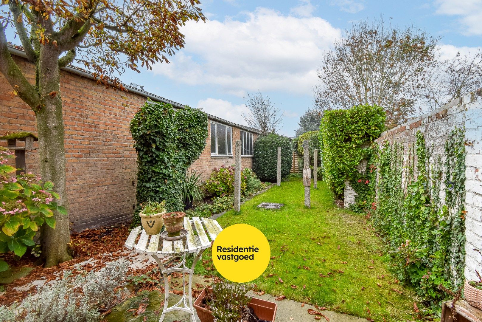 Ruim gesloten gezinswoning met inpandige garage en 4 slaapkamers in centrum Gistel foto 20