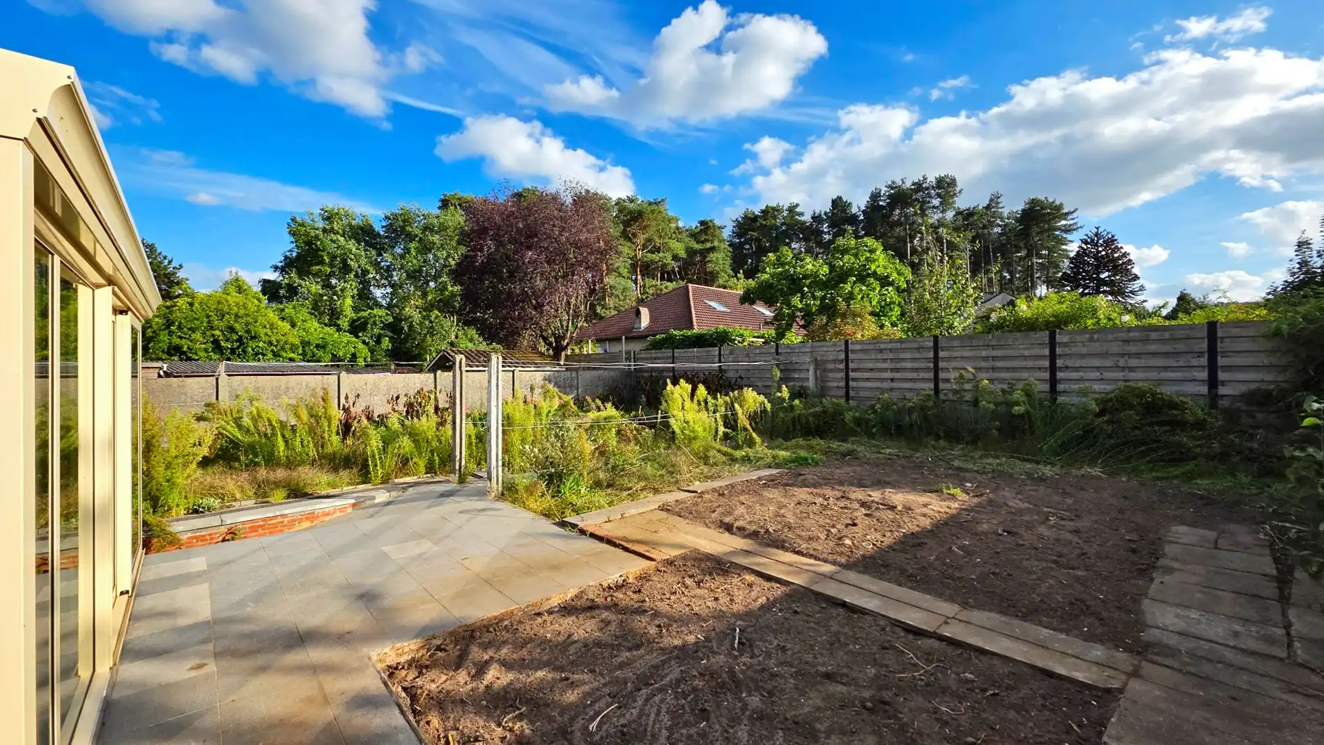 Vrijstaande woning met tuin te Langdorp foto 2